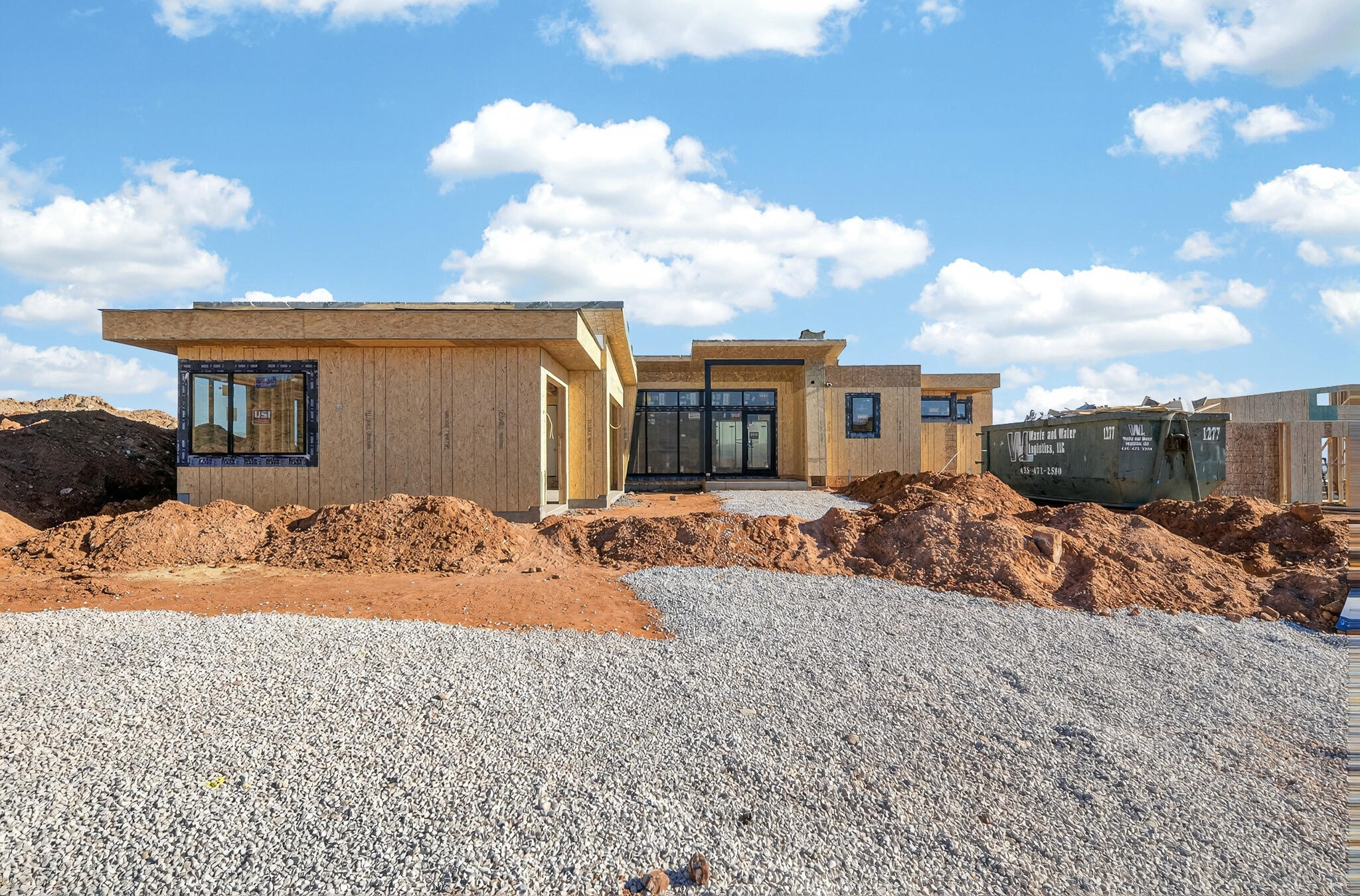 SOLENTE VILLAGE - Residential