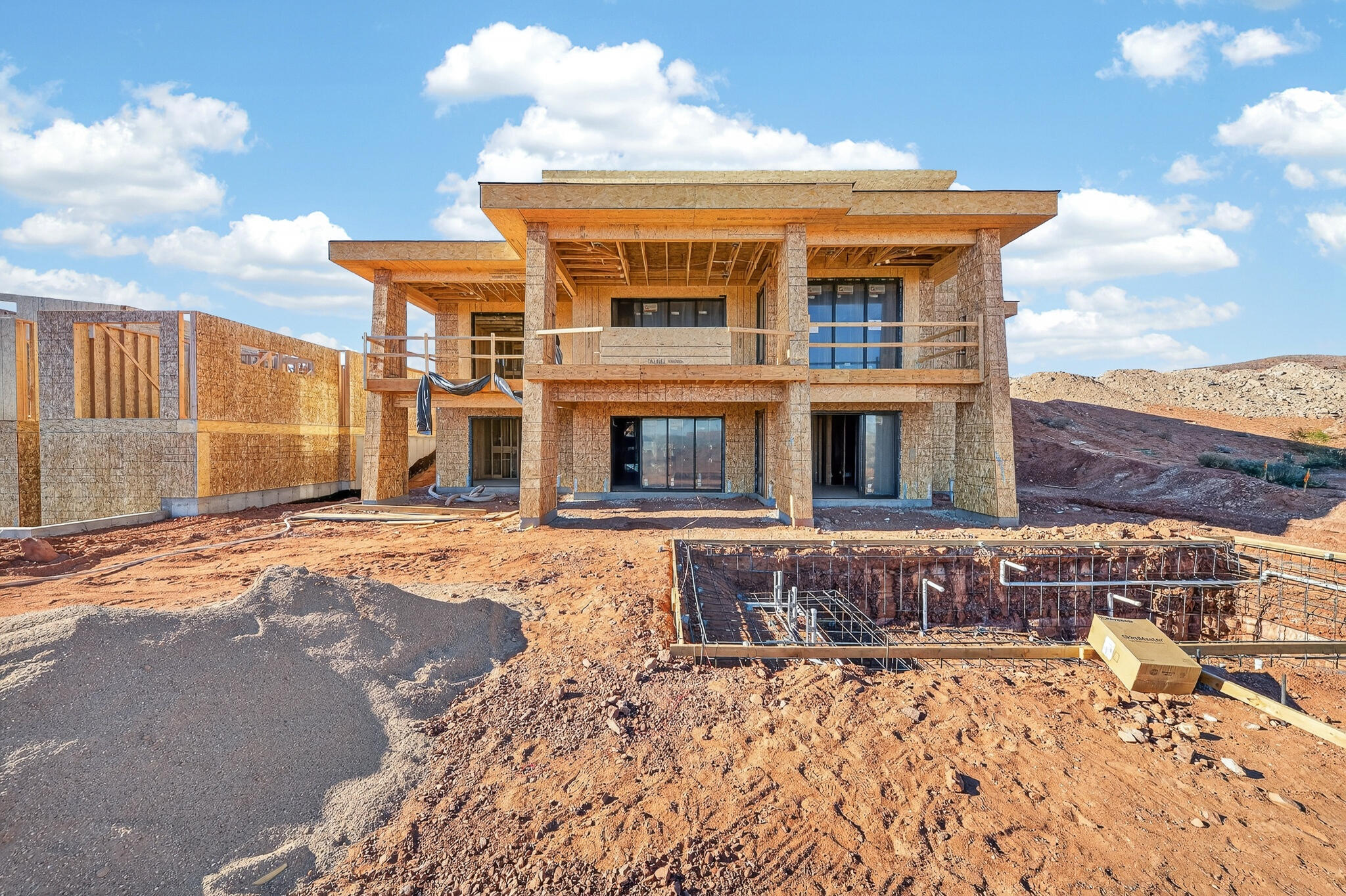 SOLENTE VILLAGE - Residential