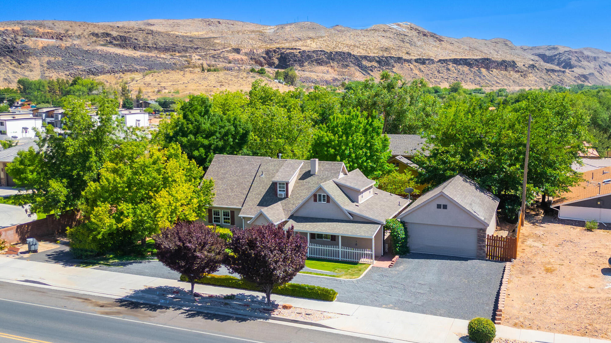 HURRICANE TOWNSITE - Residential