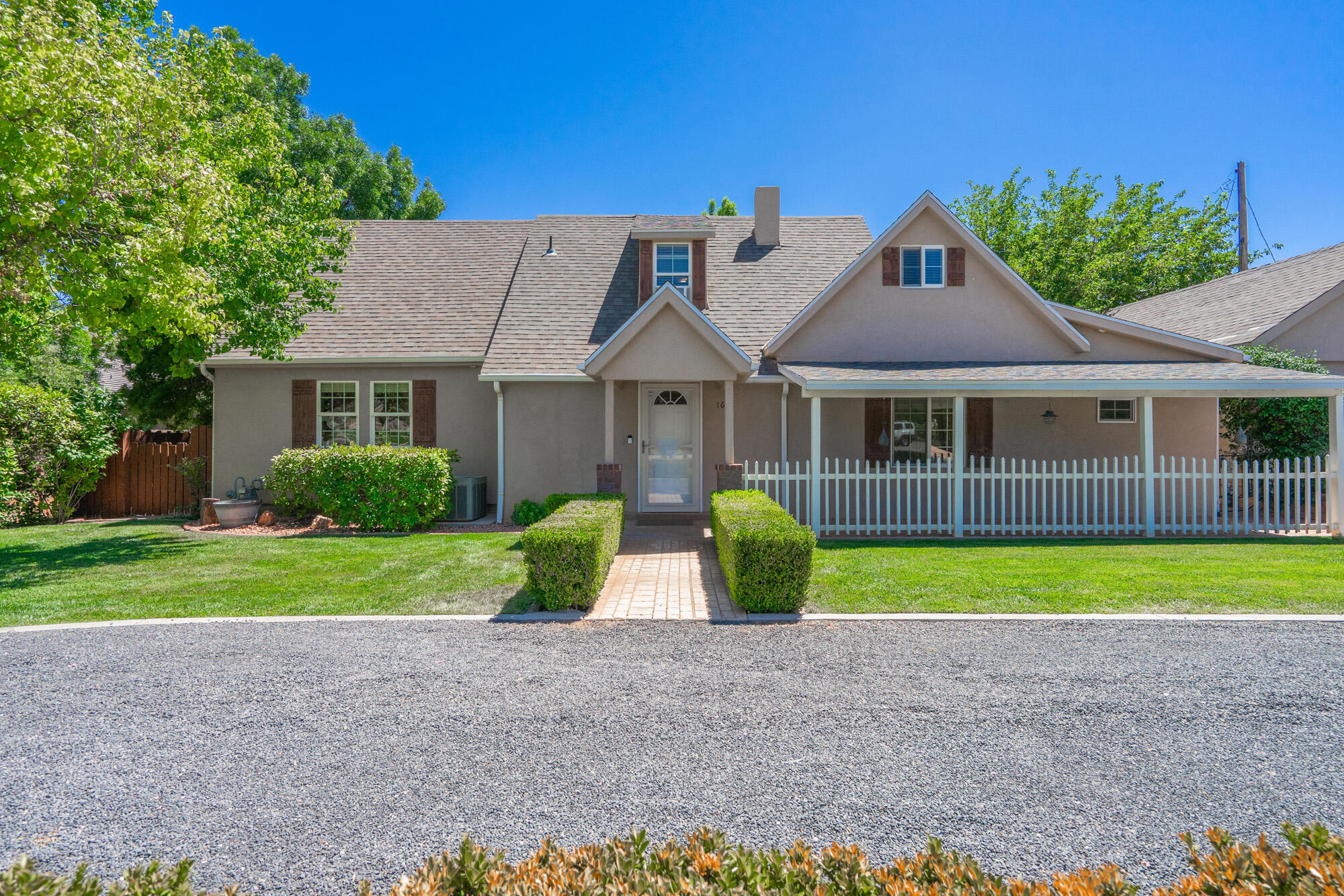 HURRICANE TOWNSITE - Residential