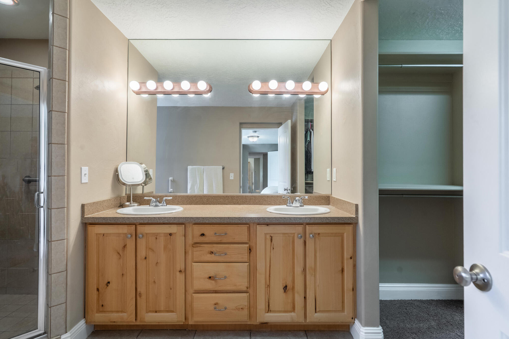 HURRICANE TOWNSITE - Residential