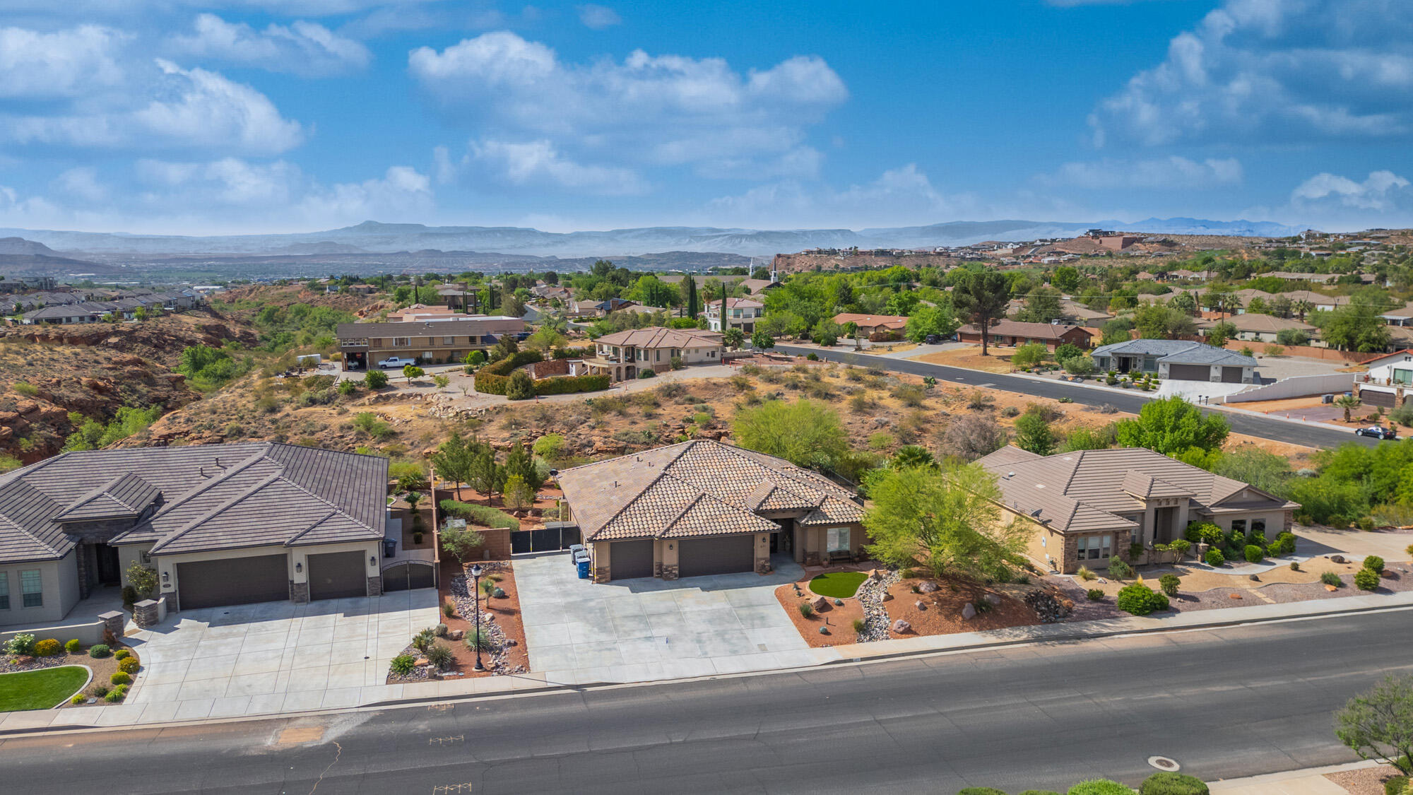 LAST SUN AT GREEN SPRINGS - Residential