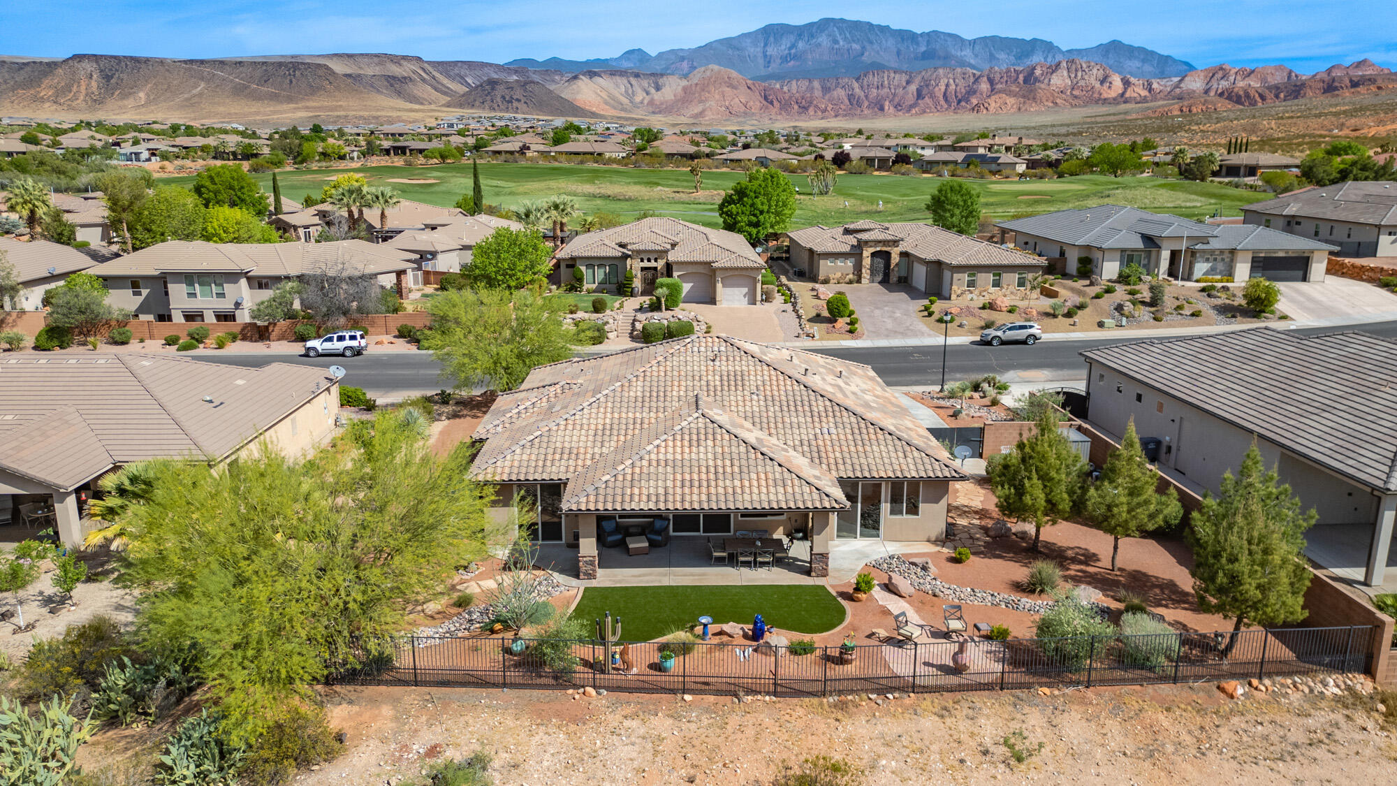 LAST SUN AT GREEN SPRINGS - Residential