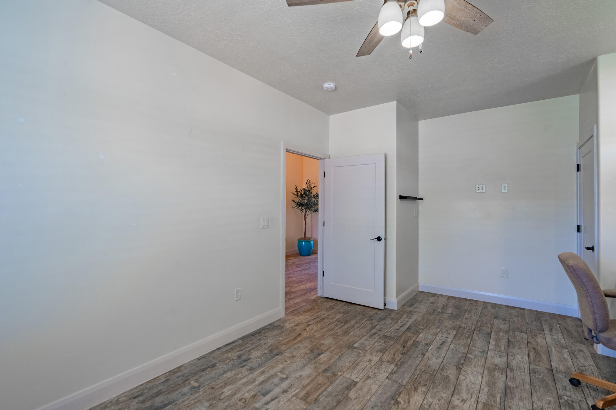 LAST SUN AT GREEN SPRINGS - Residential