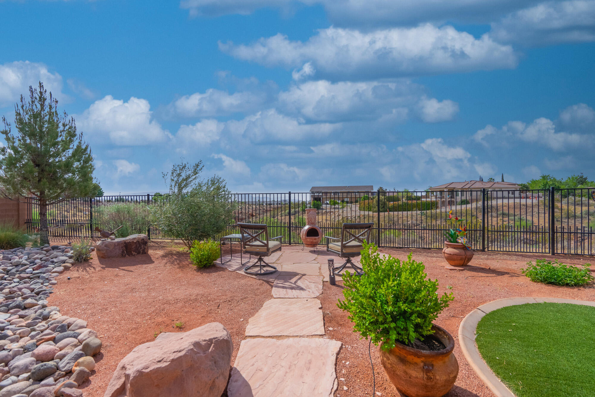 LAST SUN AT GREEN SPRINGS - Residential