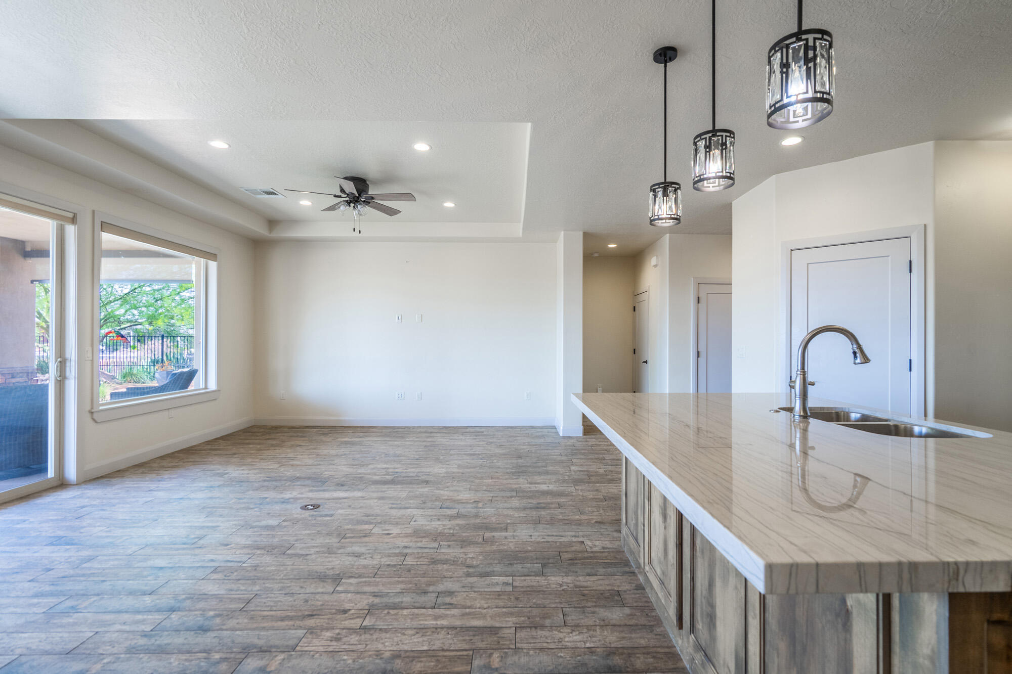 LAST SUN AT GREEN SPRINGS - Residential