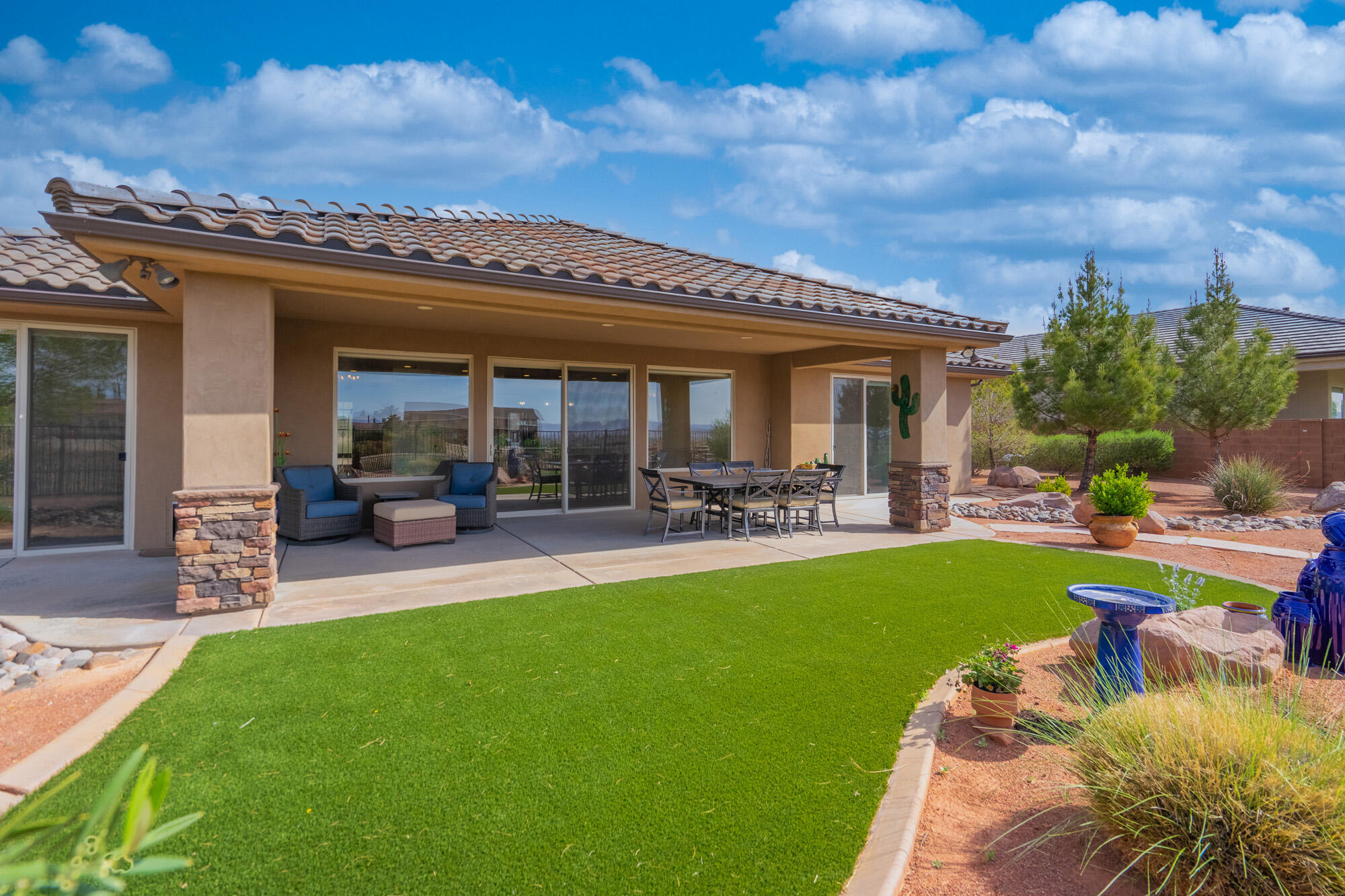 LAST SUN AT GREEN SPRINGS - Residential