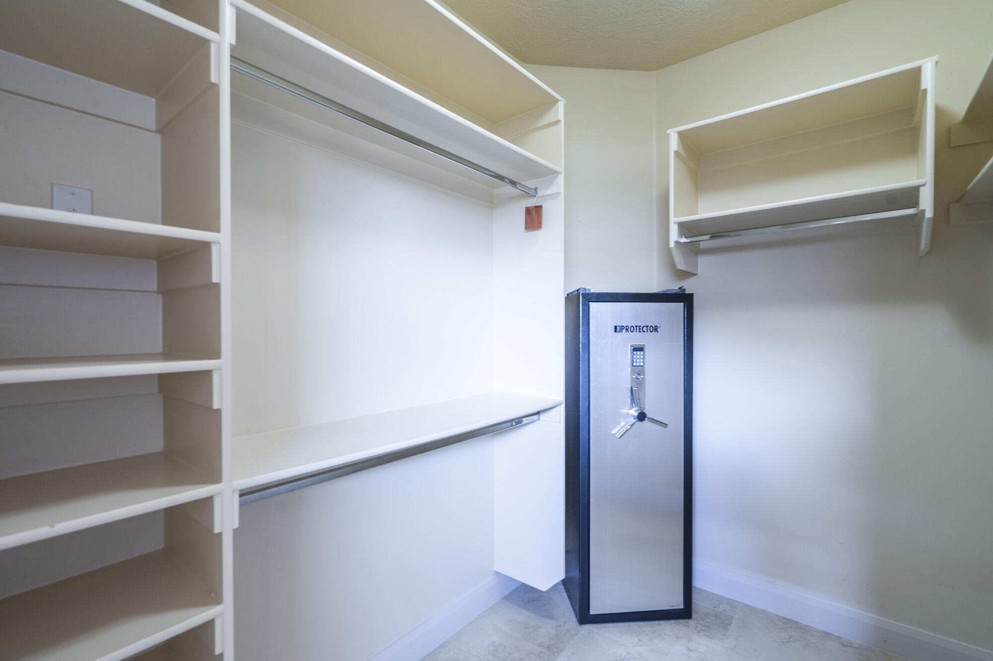 LAST SUN AT GREEN SPRINGS - Residential