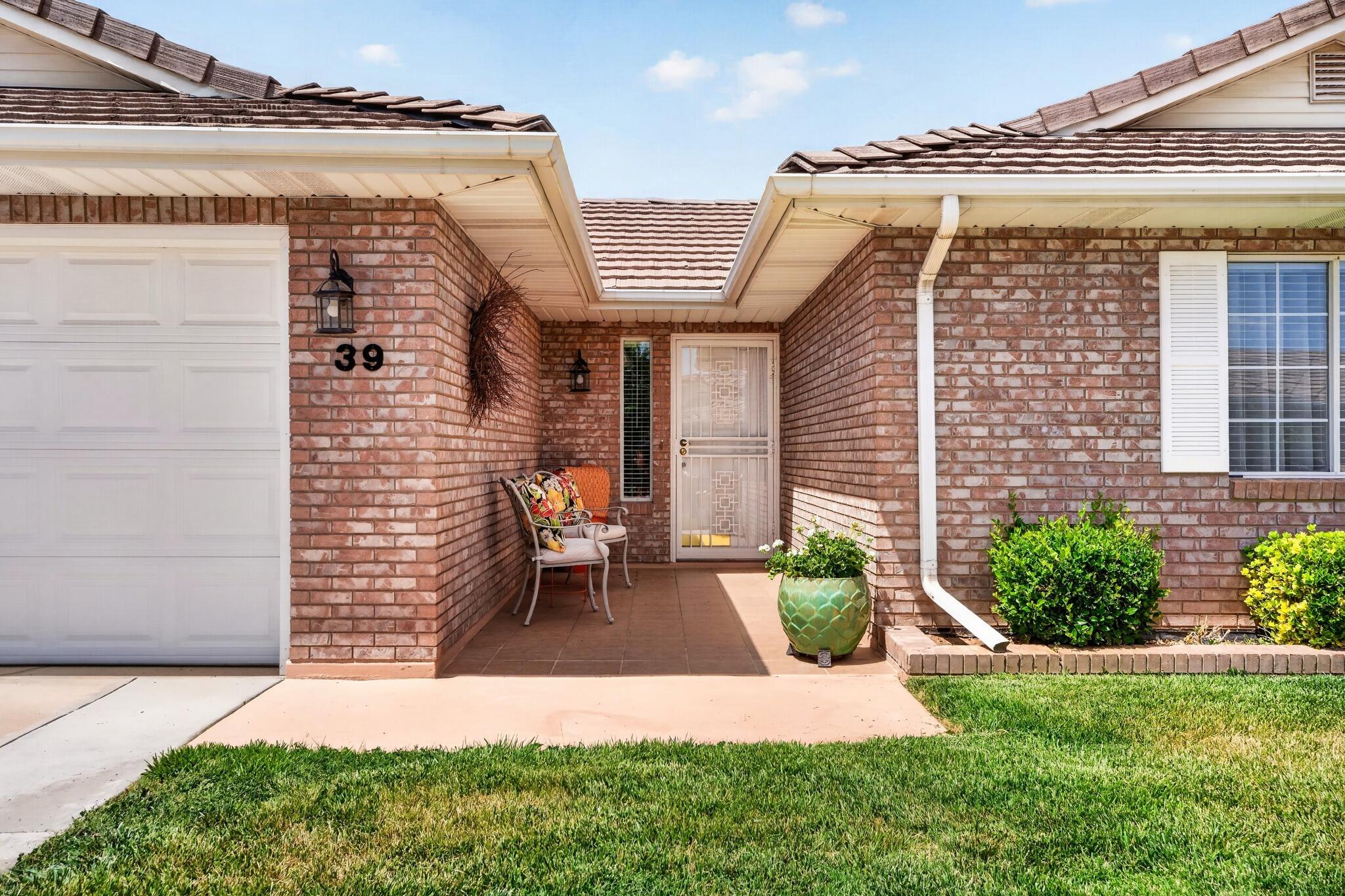 SUN COUNTRY MEADOWS SOUTH TOWNHOMES - Residential