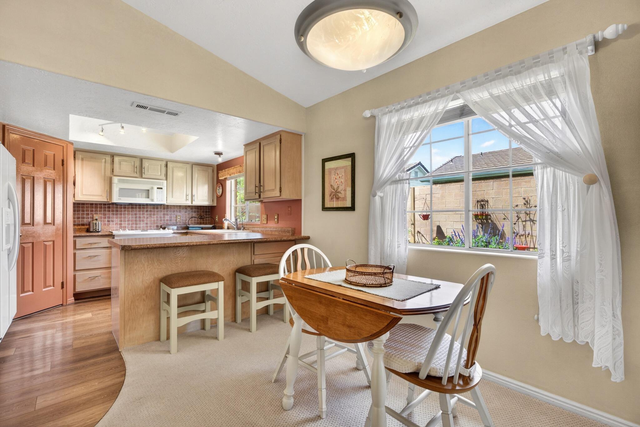 SUN COUNTRY MEADOWS SOUTH TOWNHOMES - Residential