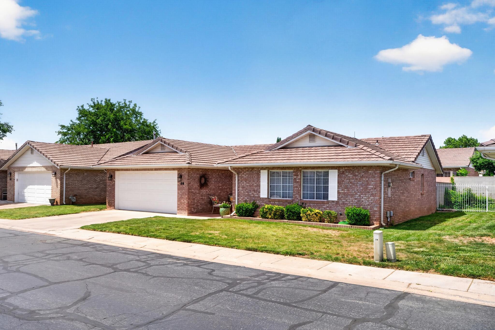 SUN COUNTRY MEADOWS SOUTH TOWNHOMES - Residential