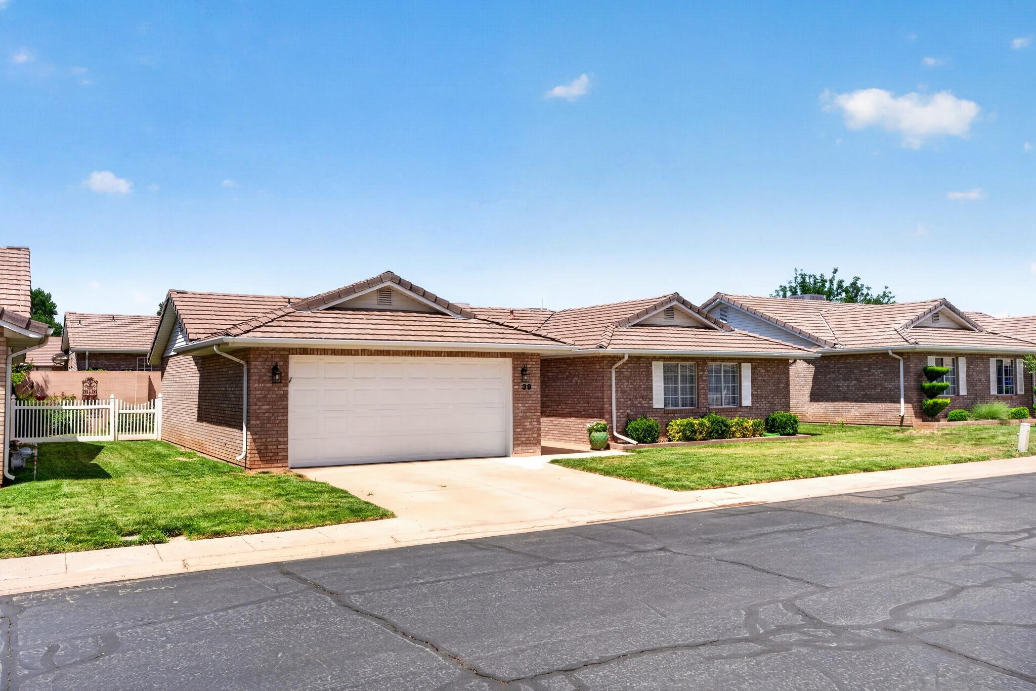 SUN COUNTRY MEADOWS SOUTH TOWNHOMES - Residential