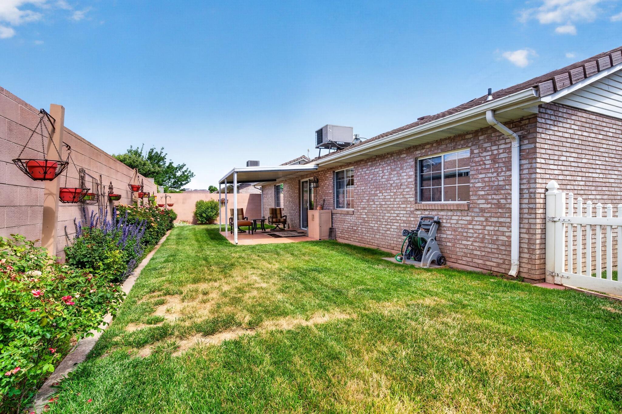SUN COUNTRY MEADOWS SOUTH TOWNHOMES - Residential