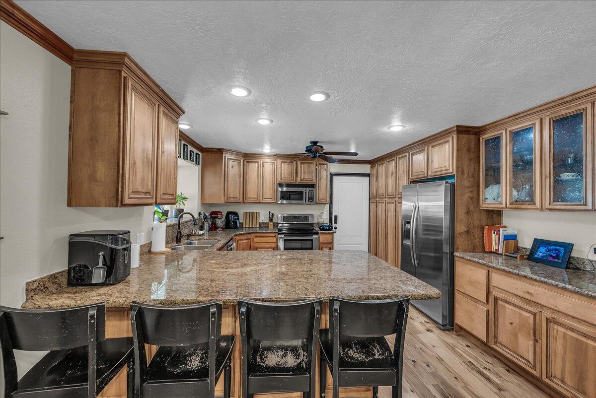 INTERMOUNTAIN ESTATES - Residential