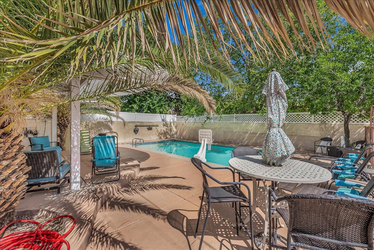 INTERMOUNTAIN ESTATES - Residential