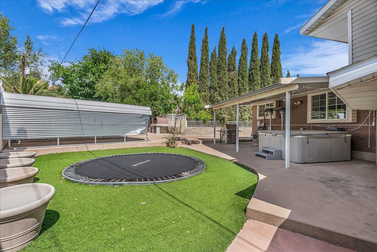 INTERMOUNTAIN ESTATES - Residential