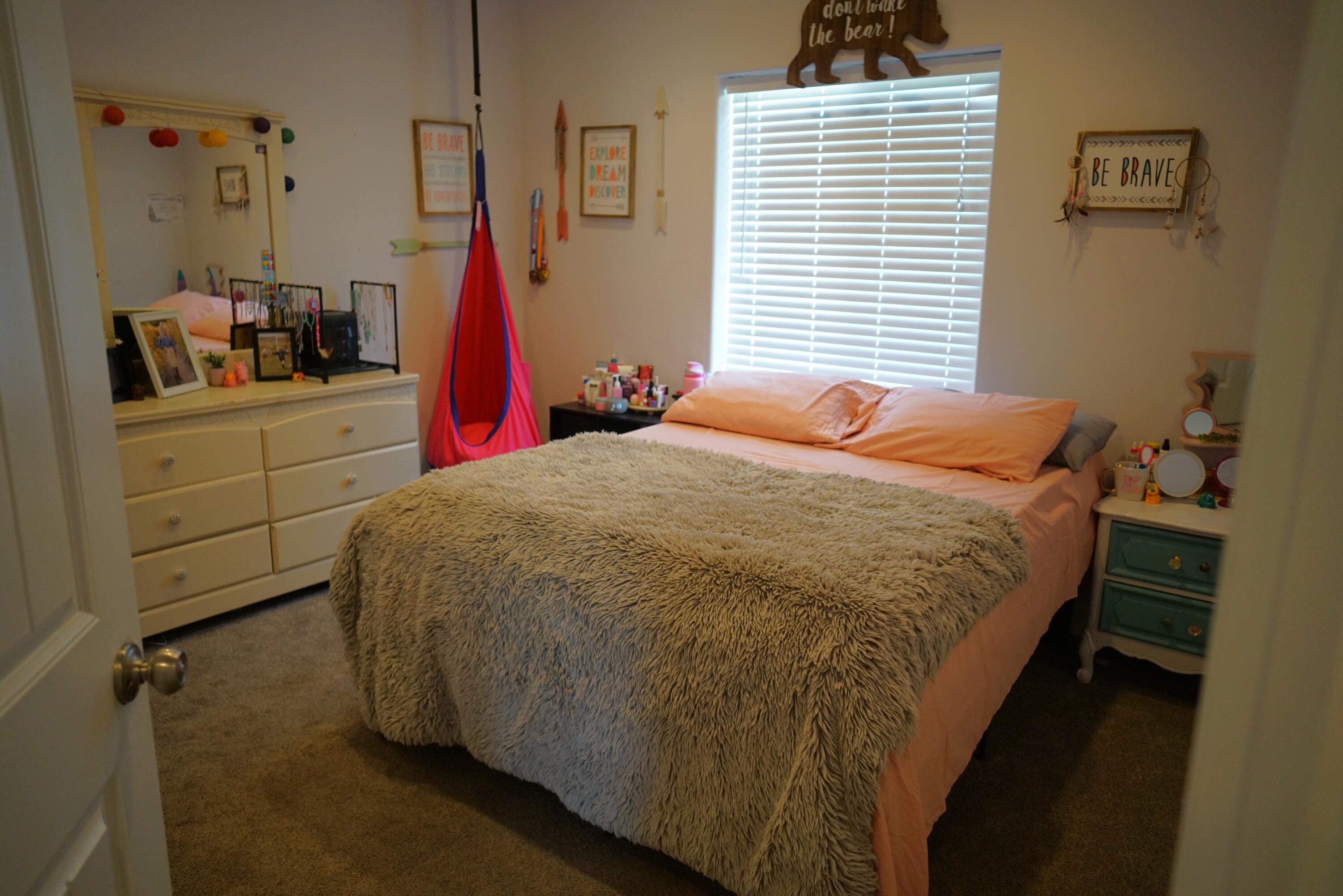 SUNNY MEADOWS ACRES - Residential