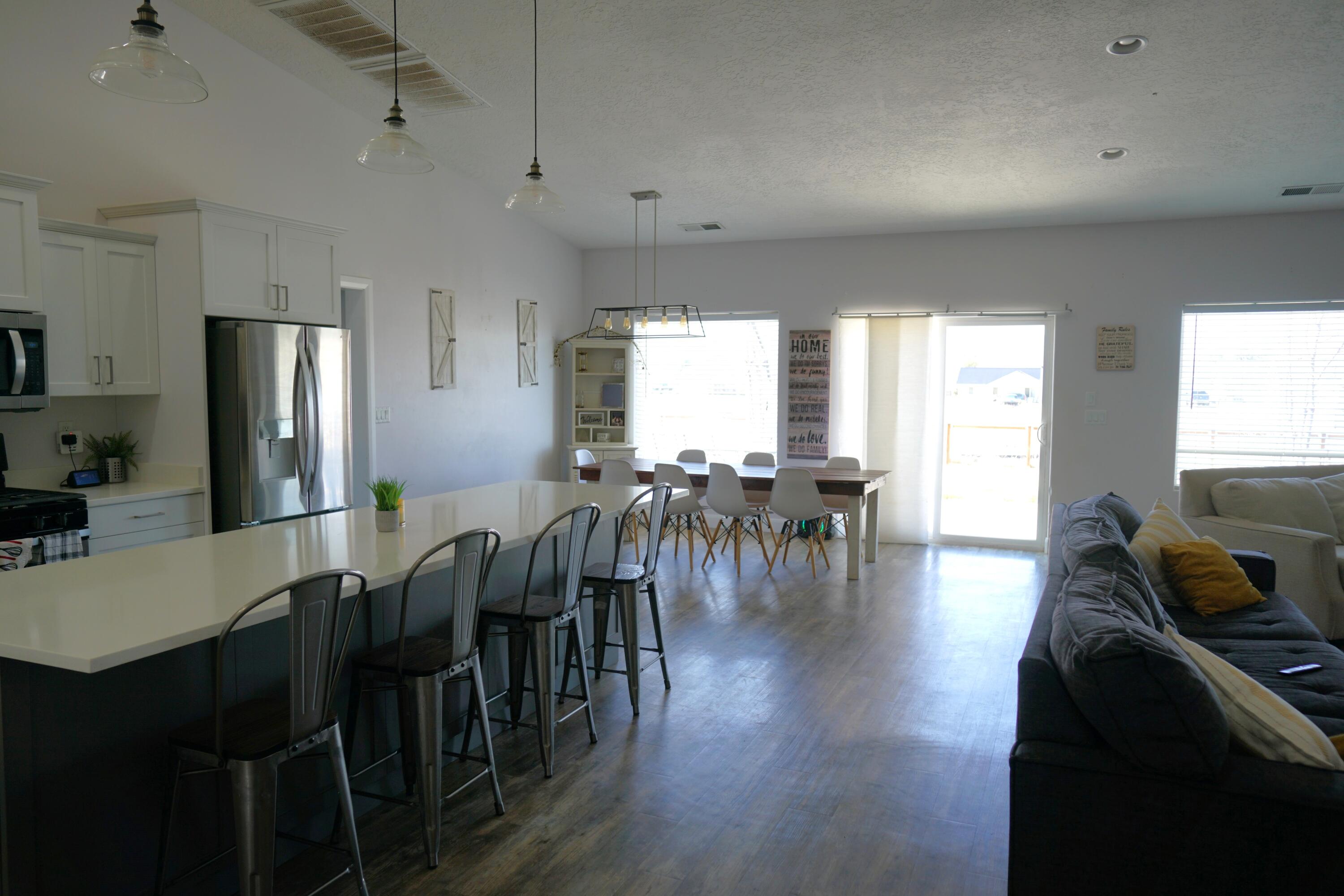 SUNNY MEADOWS ACRES - Residential