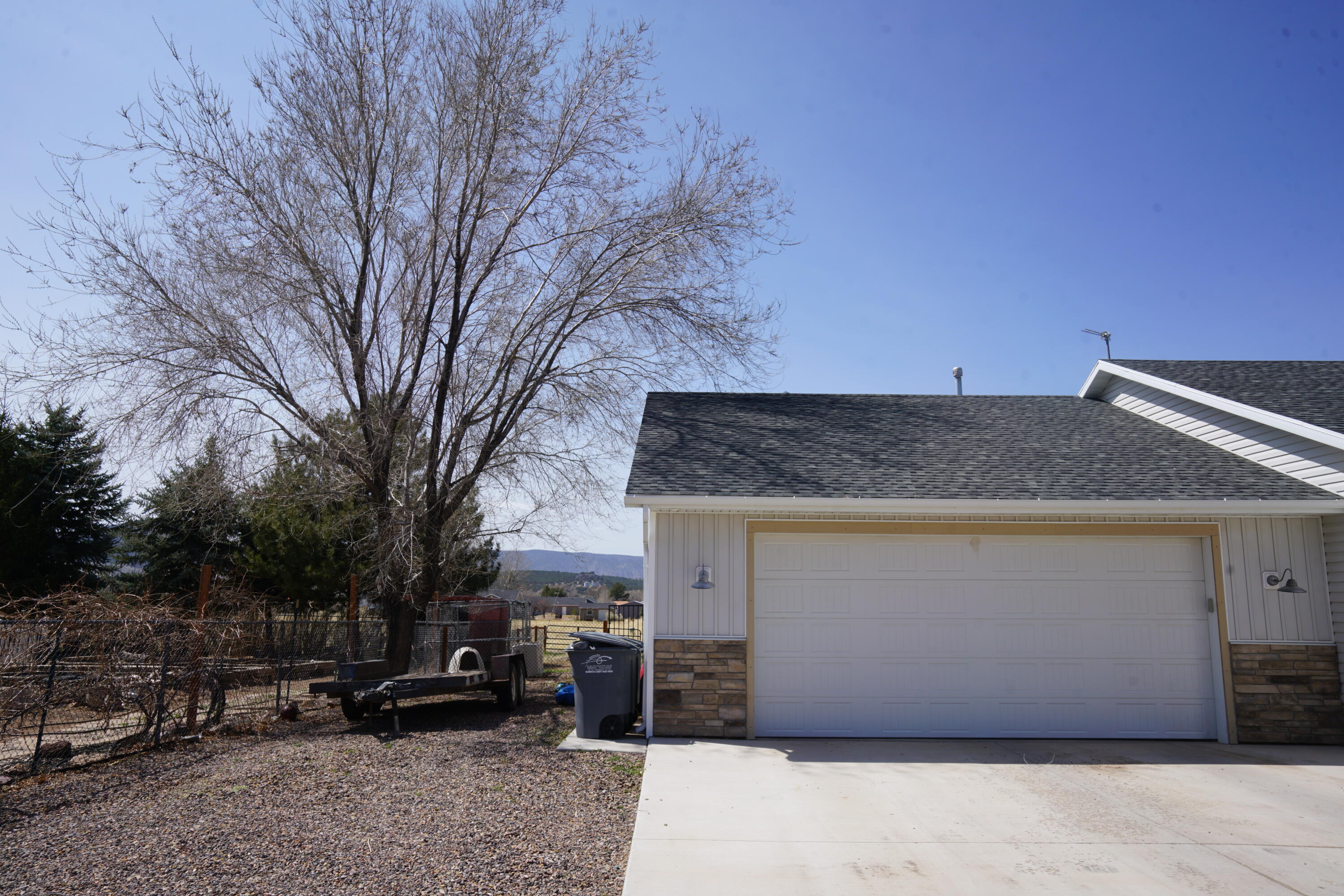 SUNNY MEADOWS ACRES - Residential