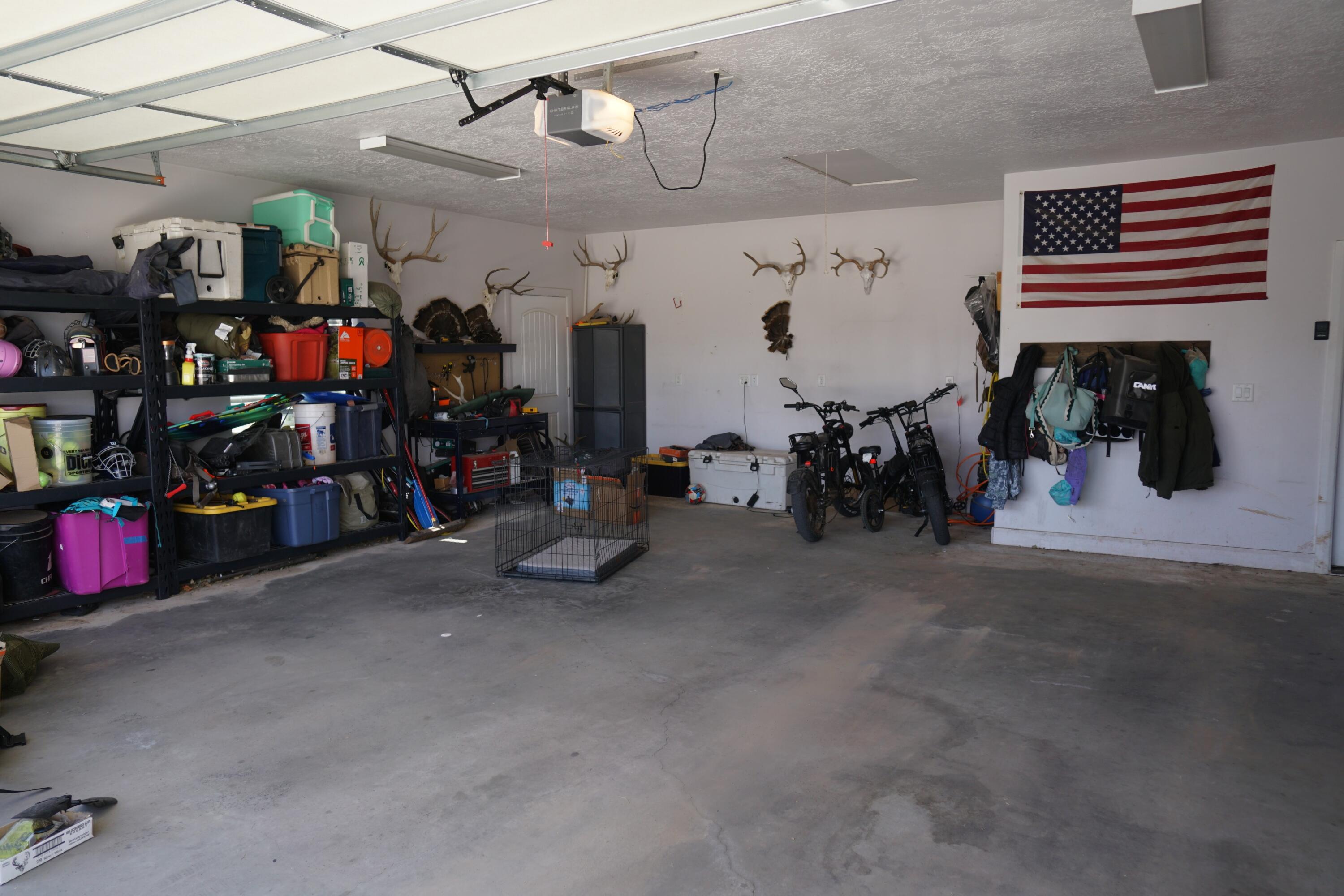 SUNNY MEADOWS ACRES - Residential