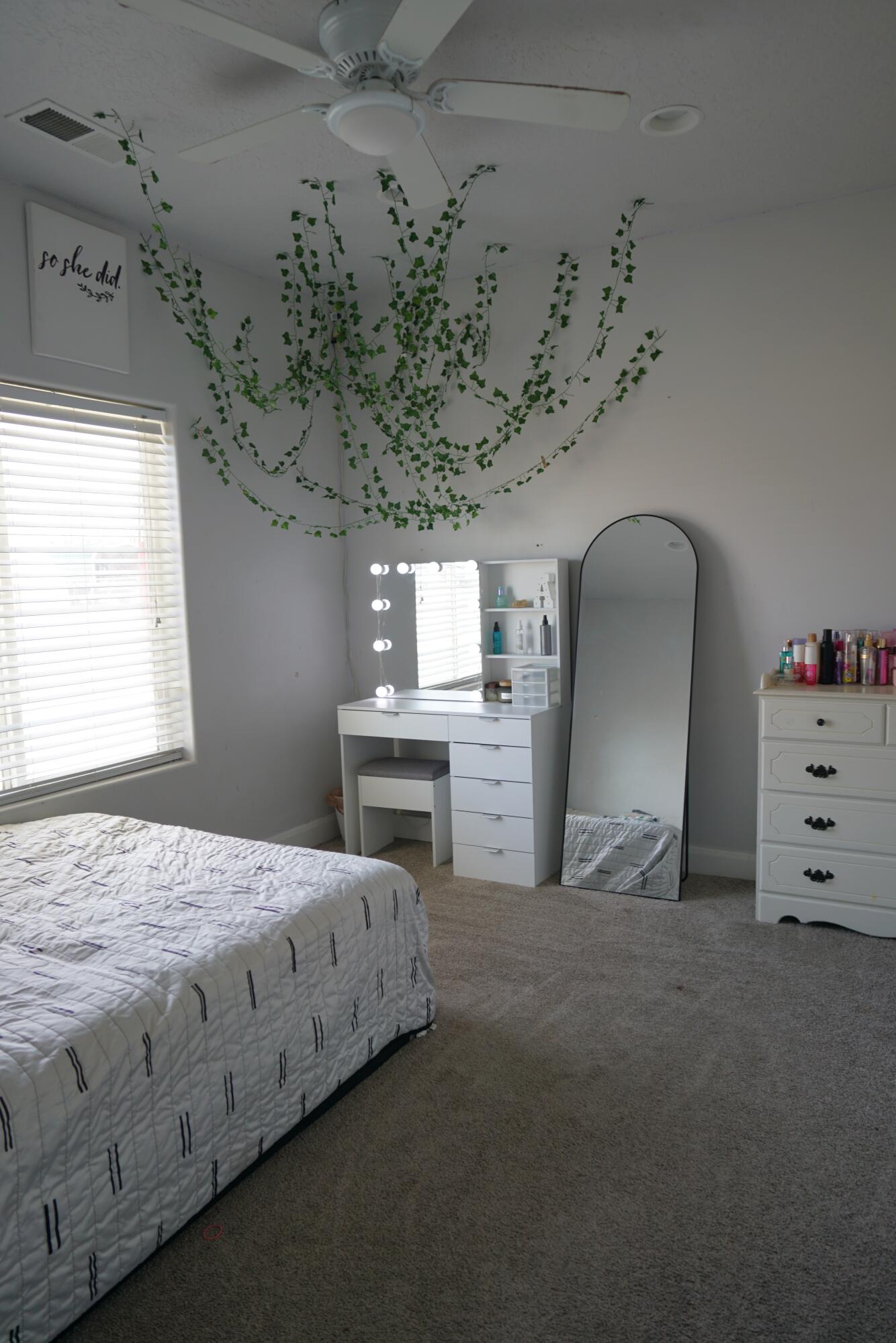 SUNNY MEADOWS ACRES - Residential