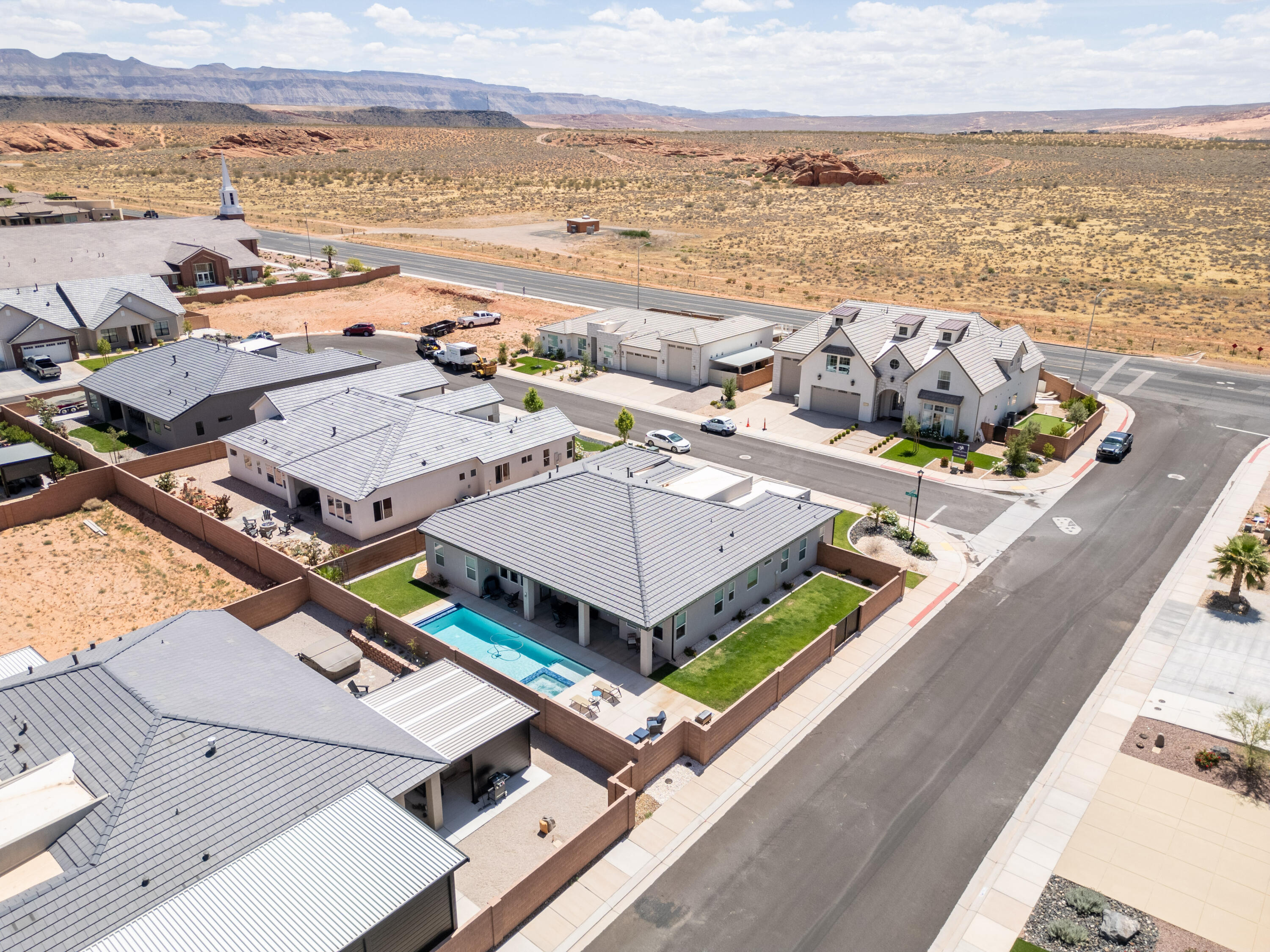 SANDSTONE FIELDS - Residential