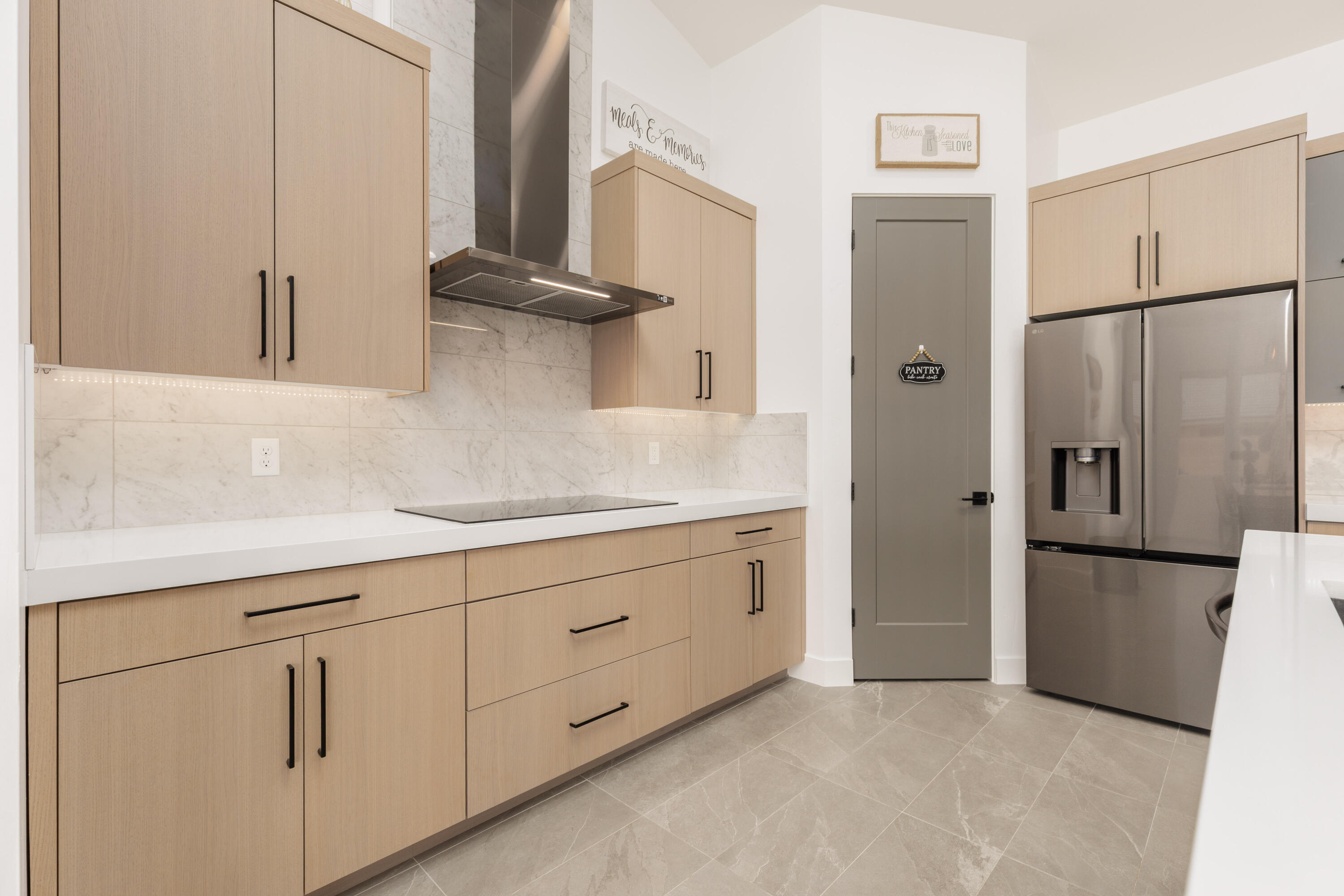 SANDSTONE FIELDS - Residential
