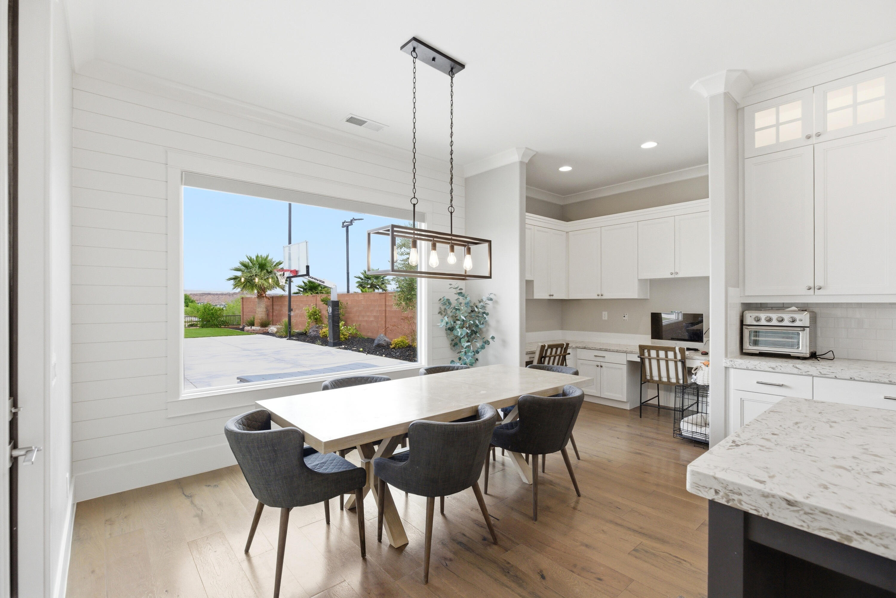 MAPLE ESTATES - Residential