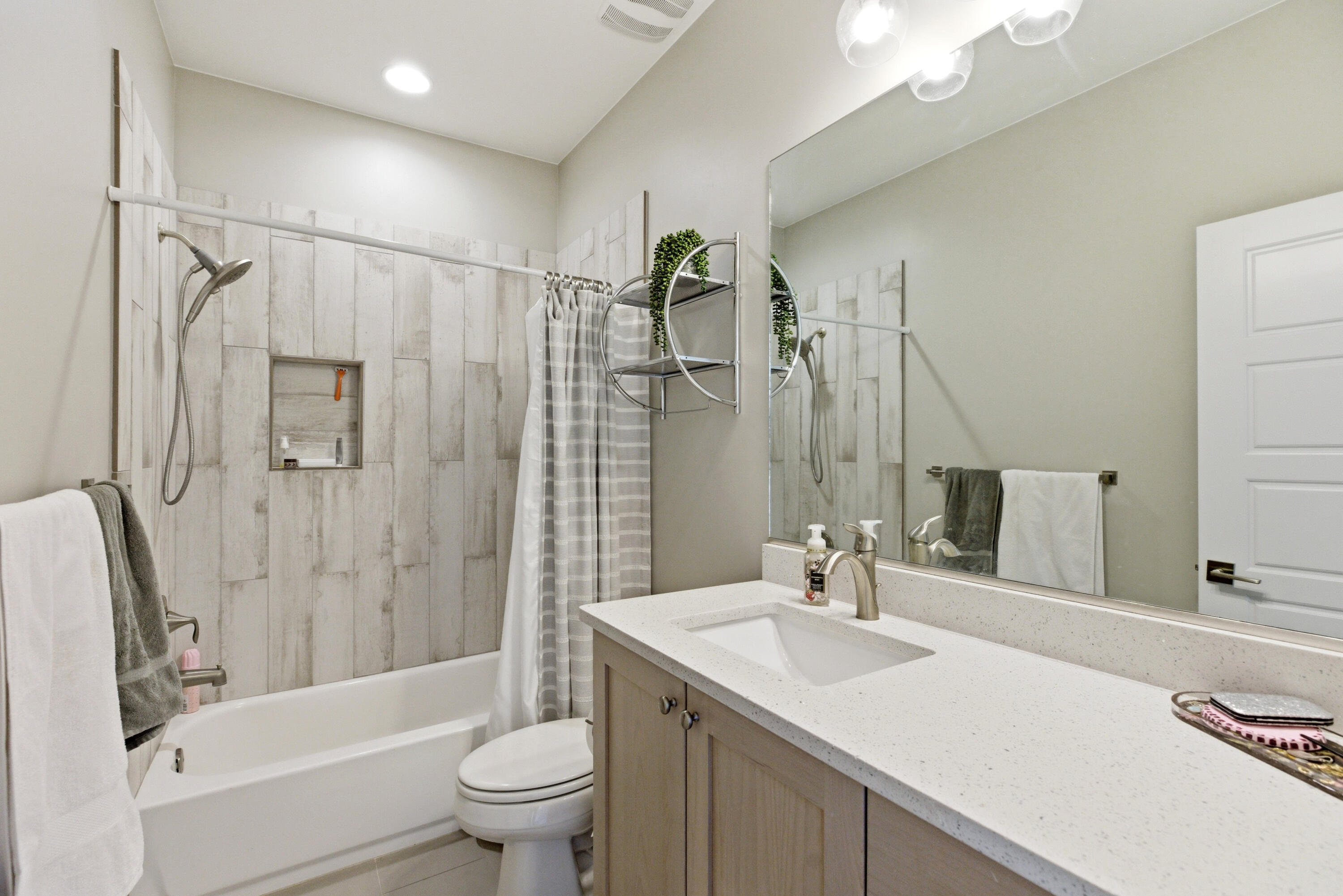 MAPLE ESTATES - Residential