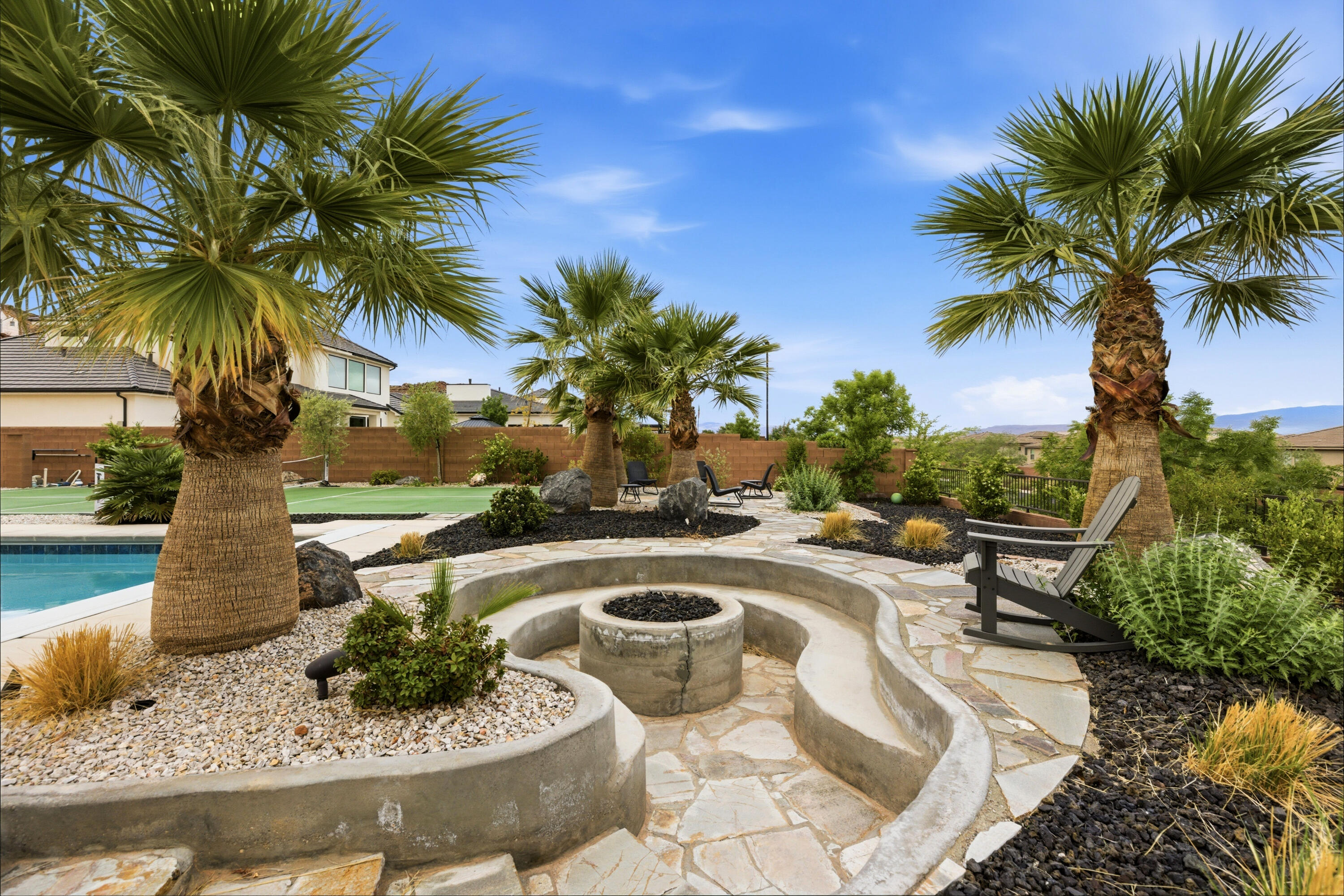 MAPLE ESTATES - Residential