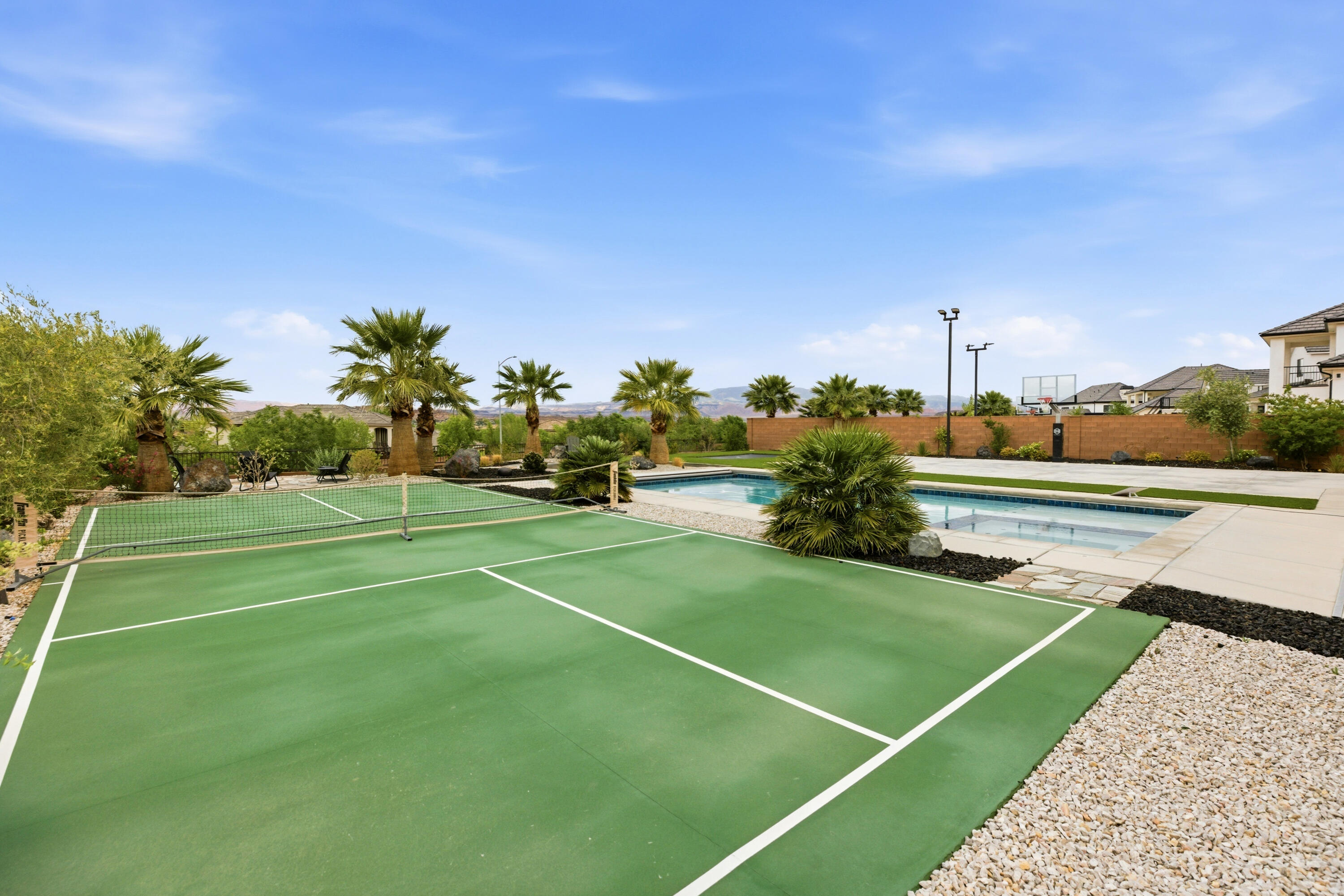 MAPLE ESTATES - Residential