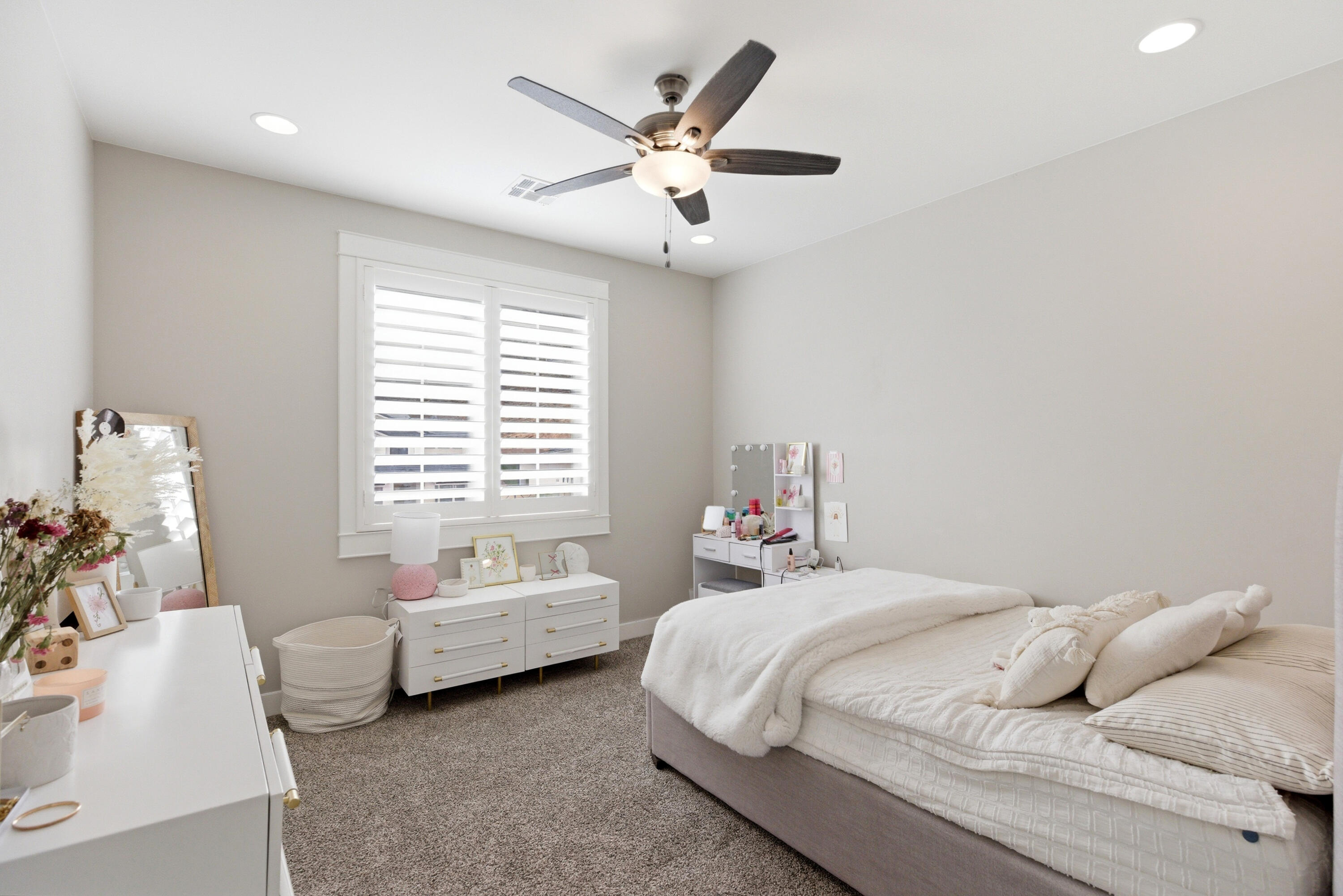 MAPLE ESTATES - Residential