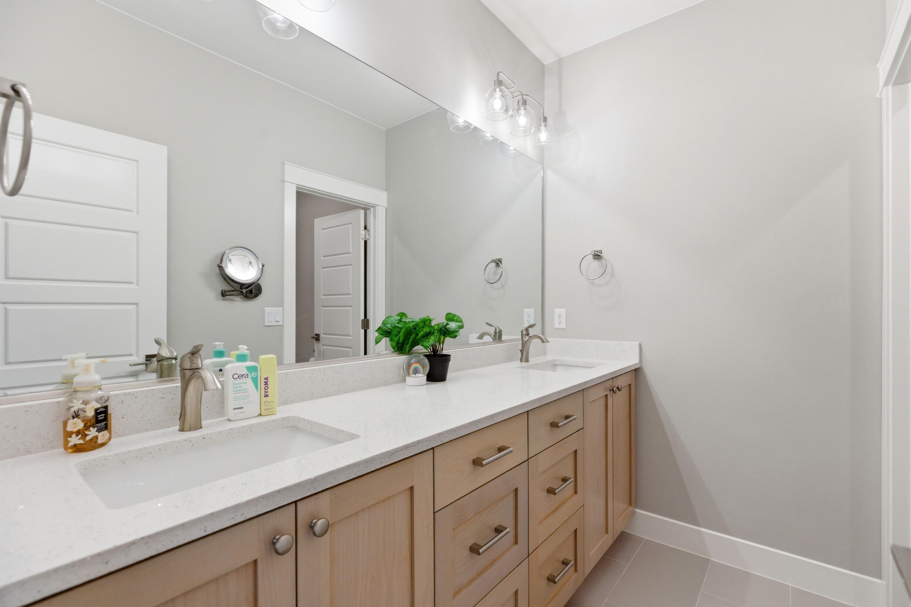 MAPLE ESTATES - Residential