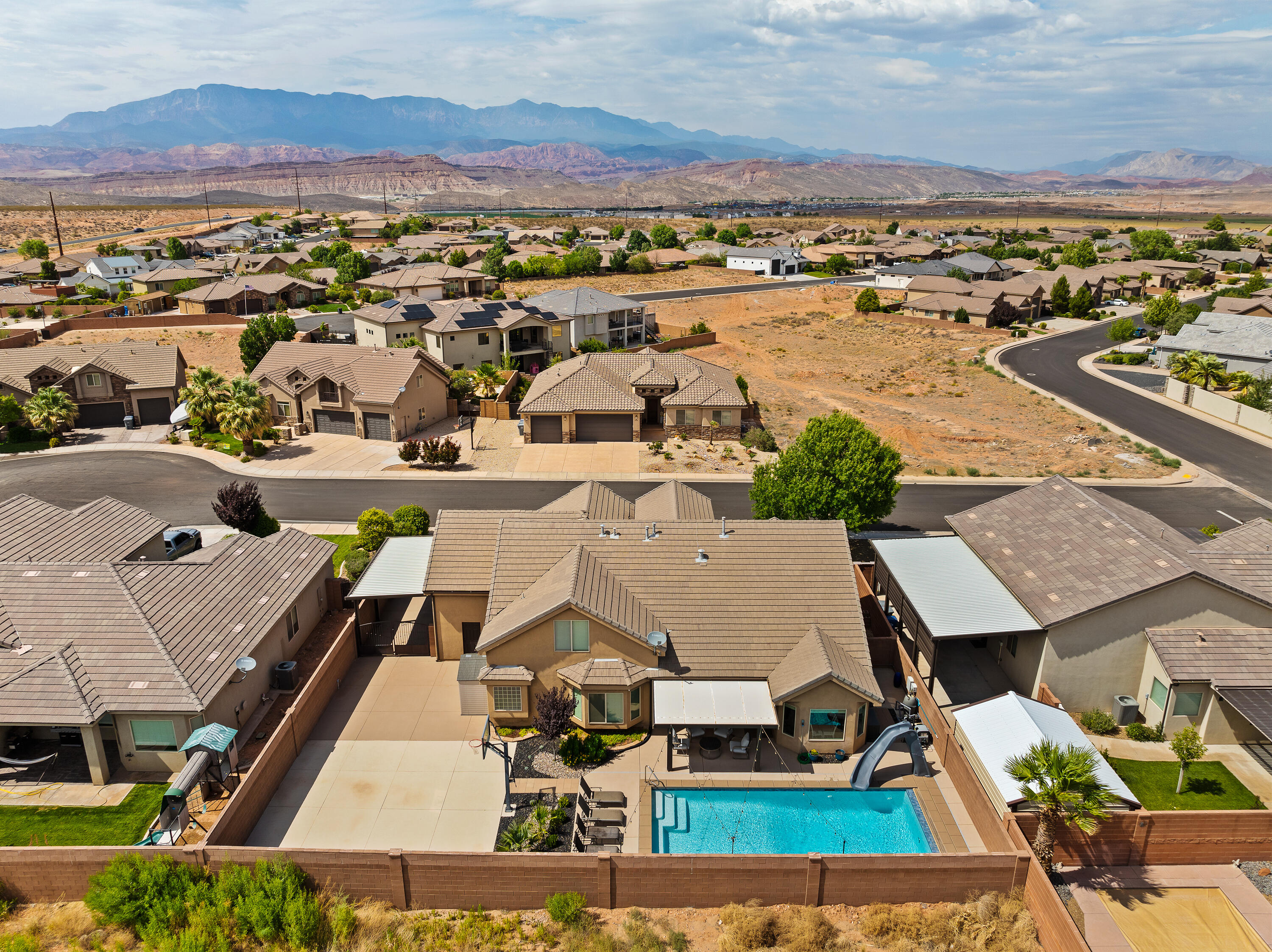 DIXIE SPRINGS - Residential