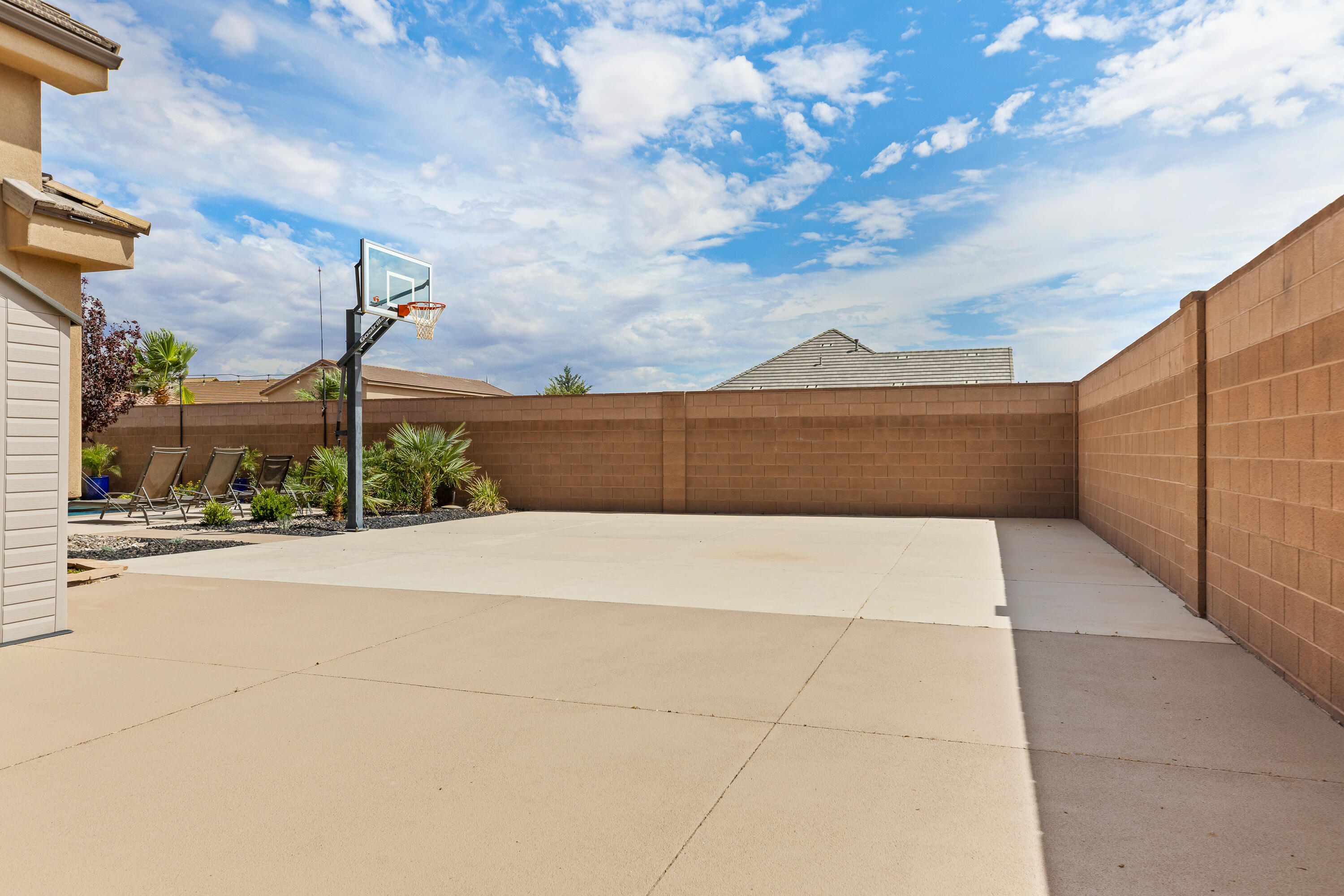 DIXIE SPRINGS - Residential