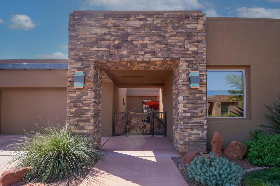 TOROWEAP AT ENTRADA - Residential