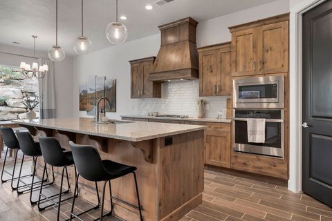 Tiny photo for 2985 W SESIA Way, Saint George, UT 84770 (MLS # 26-271413)