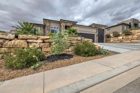 Tiny photo for 2985 W SESIA Way, Saint George, UT 84770 (MLS # 26-271413)