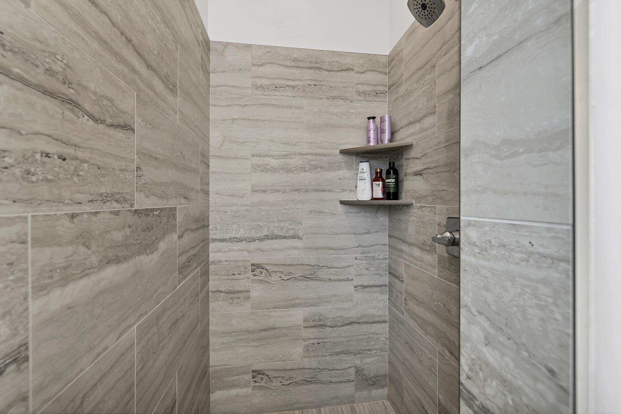 CASCATA AT DIVARIO - Residential