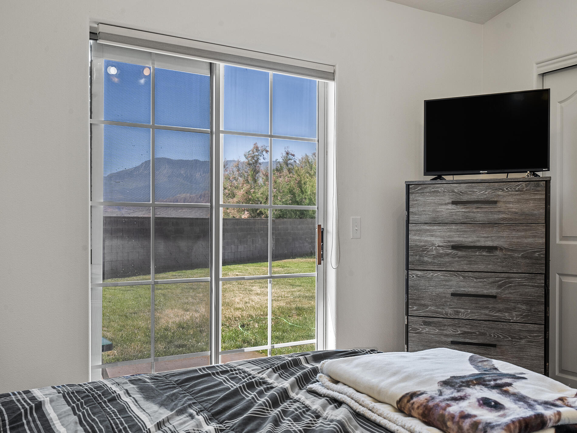 SANTA FE HILLS - Residential