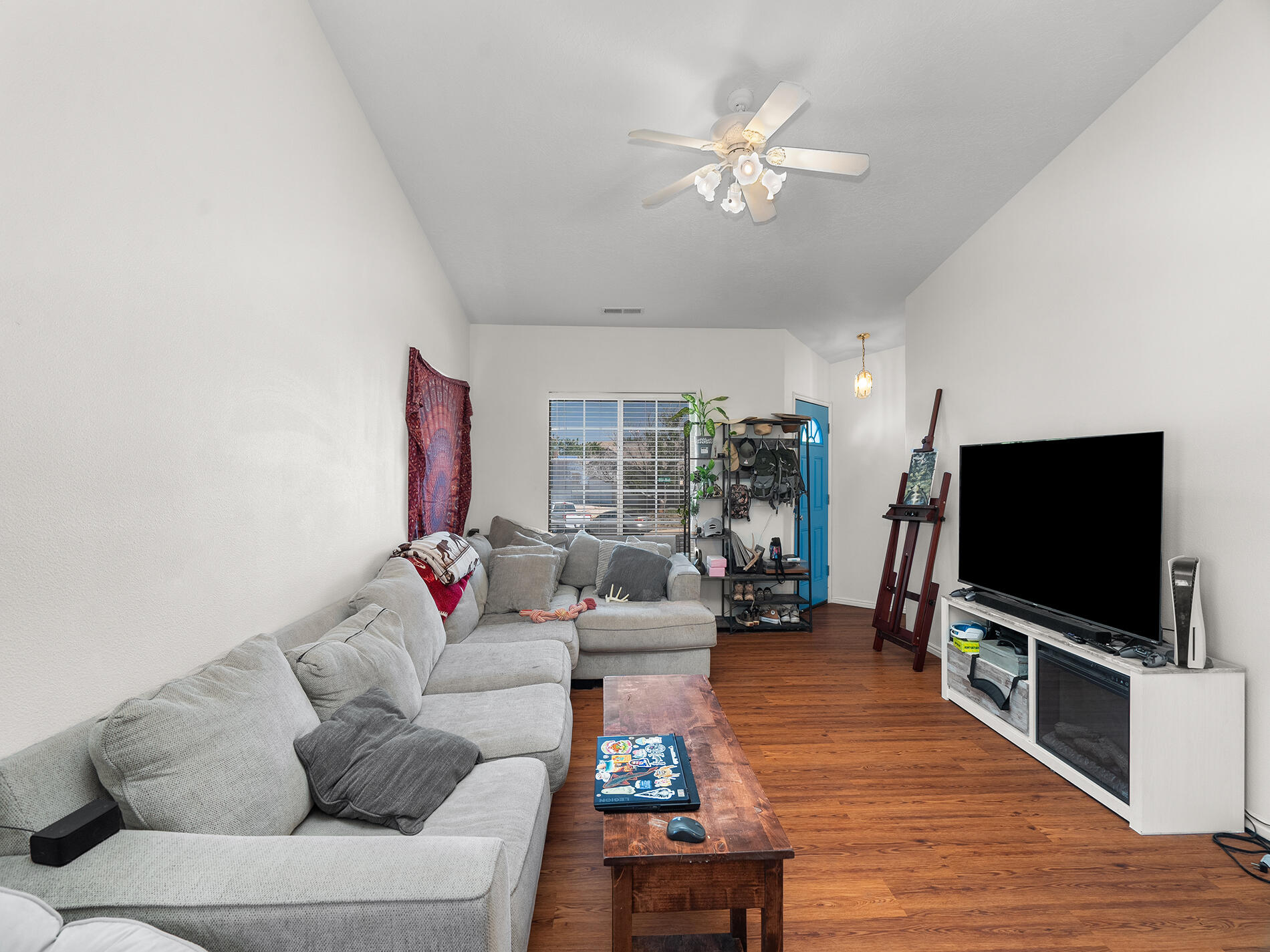 SANTA FE HILLS - Residential