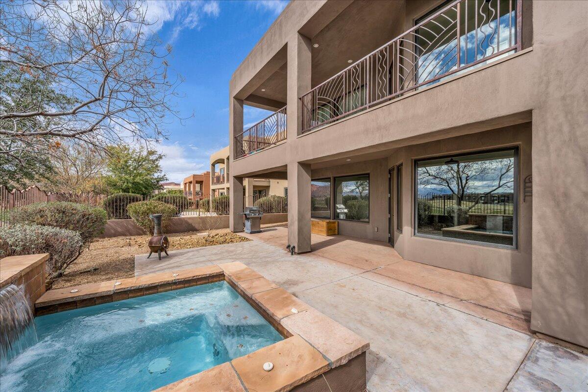 LEDGES OF ST GEORGE - Residential