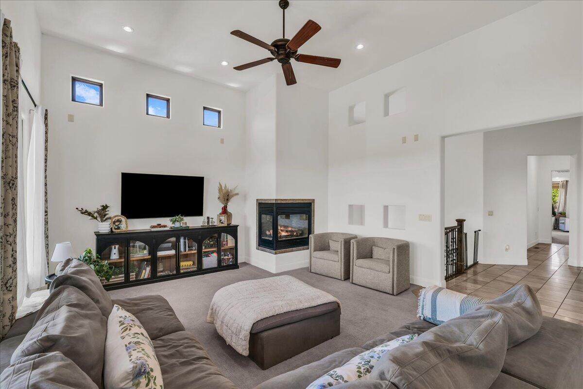 LEDGES OF ST GEORGE - Residential