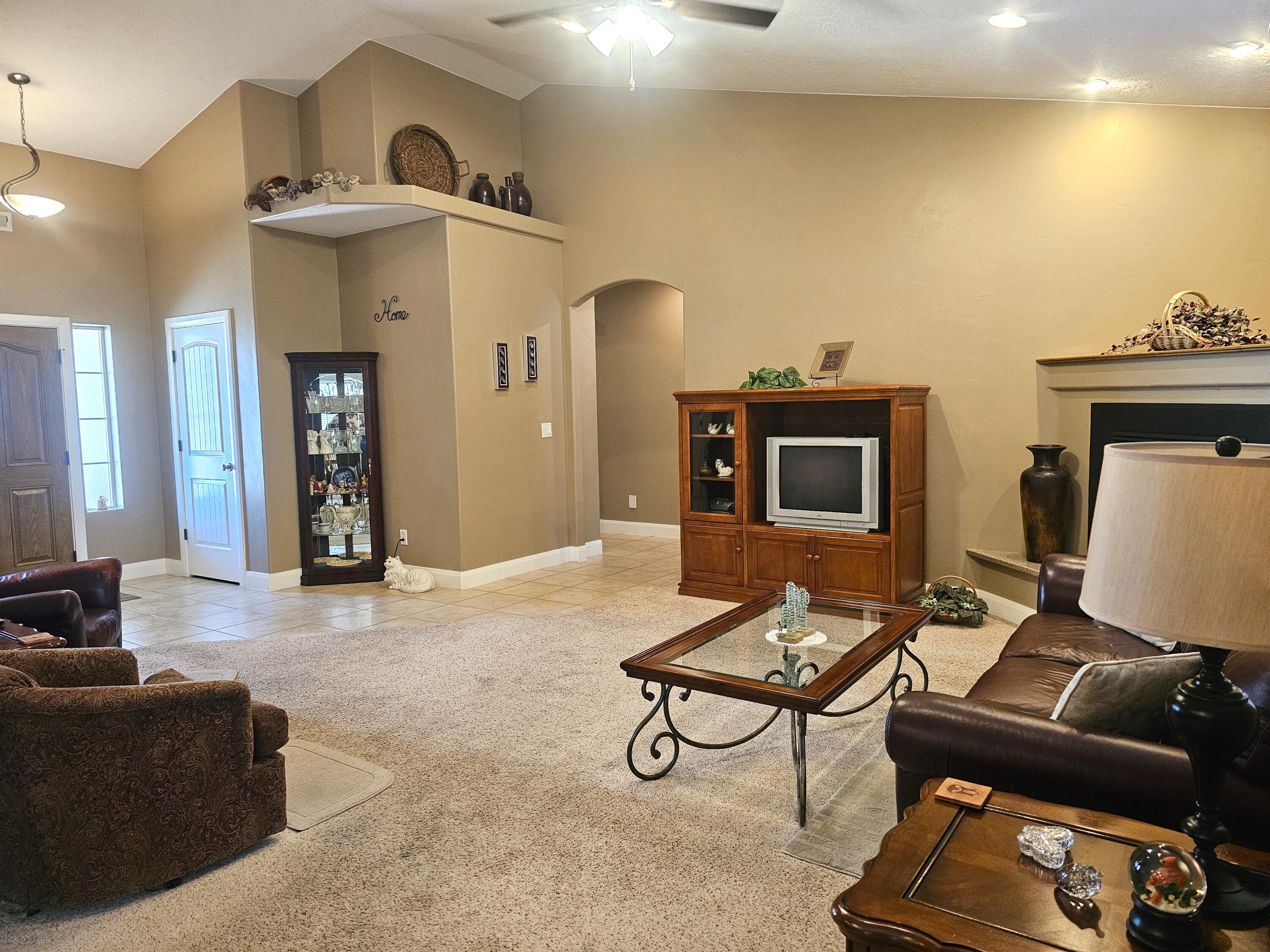 COBBLESTONE FIELDS (H) - Residential