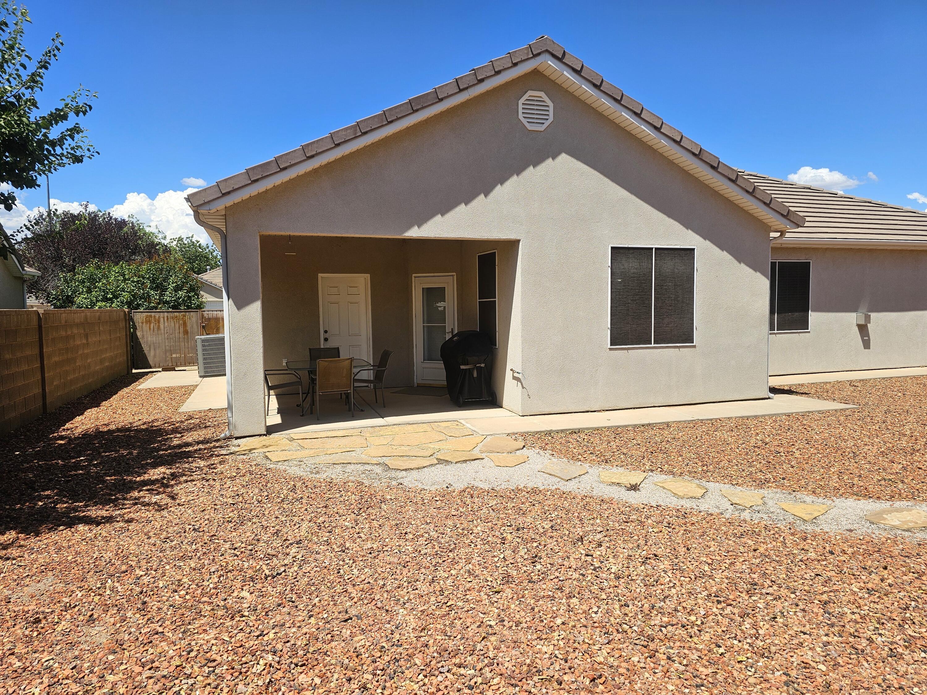 COBBLESTONE FIELDS (H) - Residential