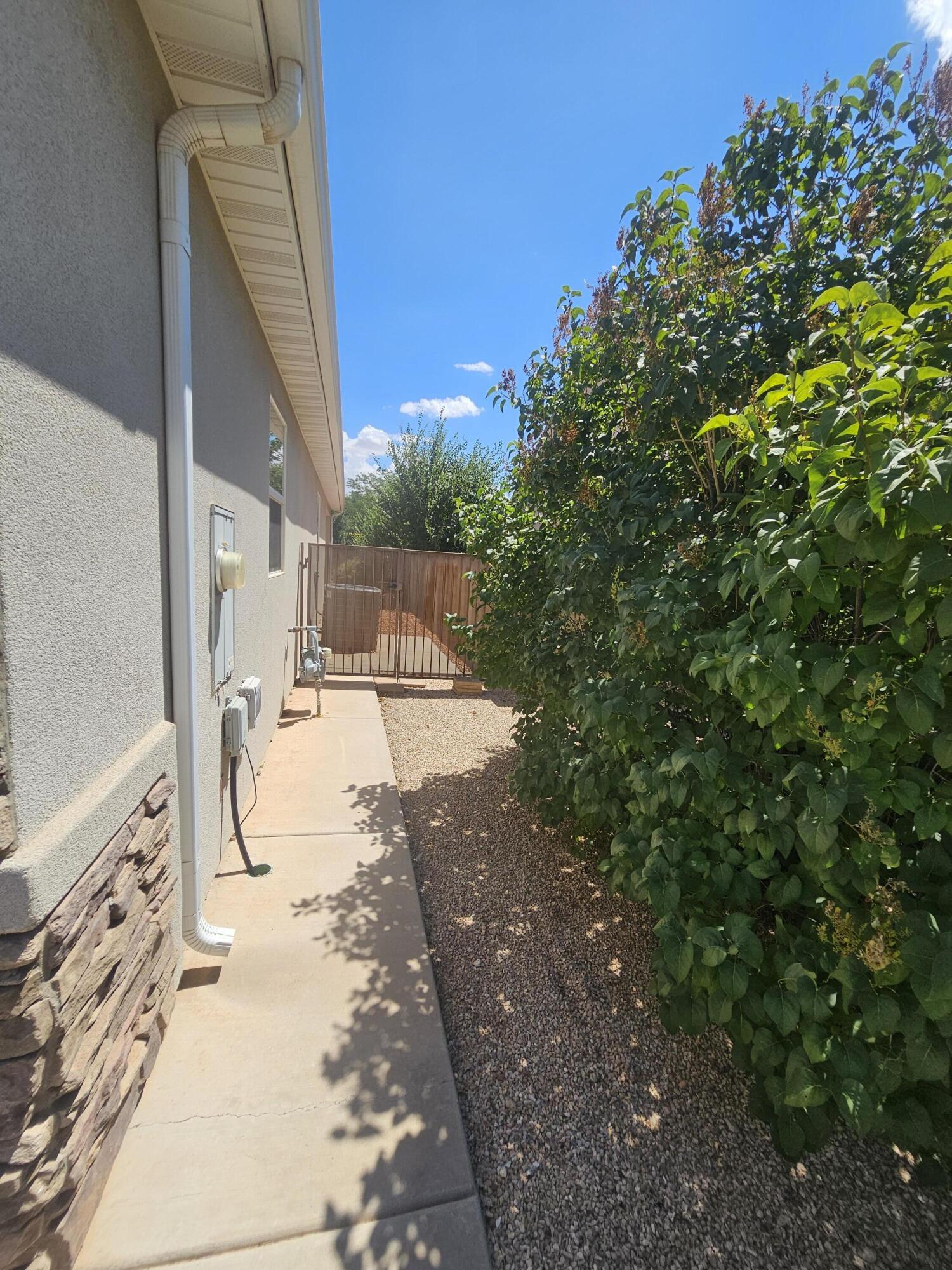 COBBLESTONE FIELDS (H) - Residential