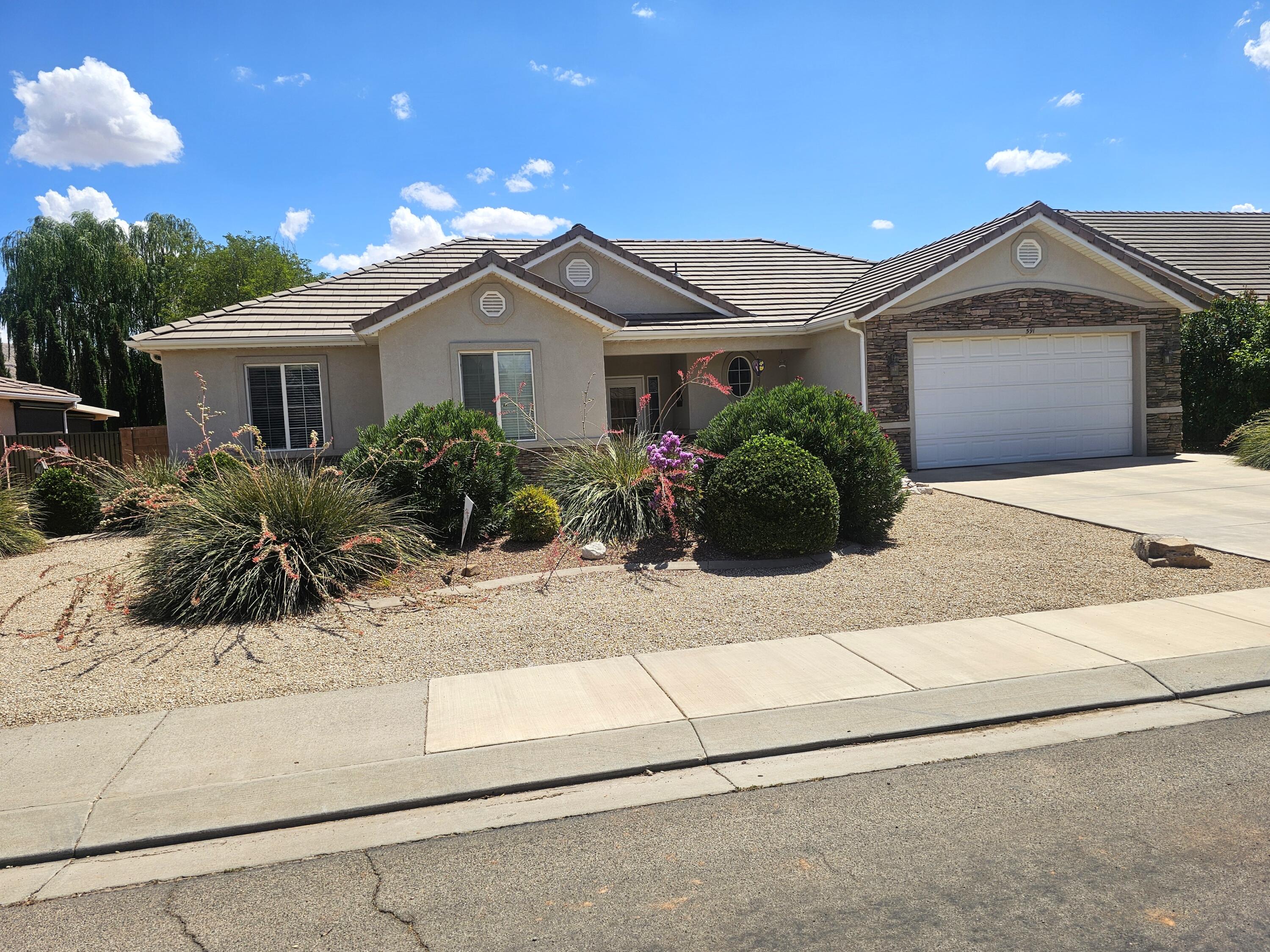 COBBLESTONE FIELDS (H) - Residential