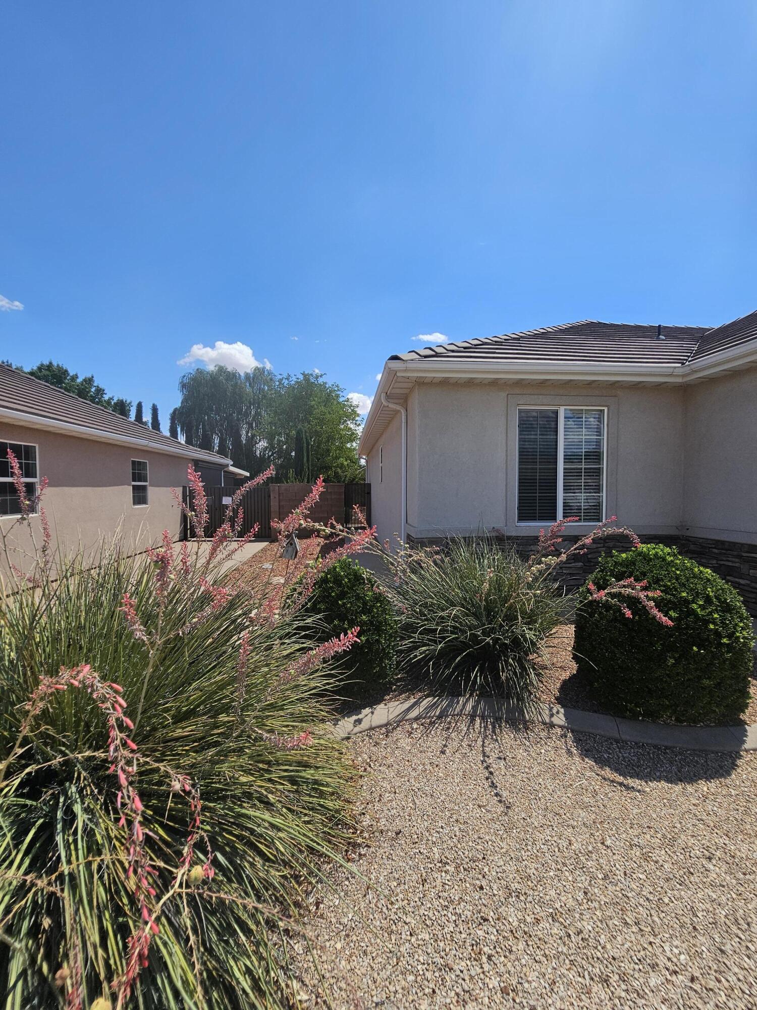 COBBLESTONE FIELDS (H) - Residential