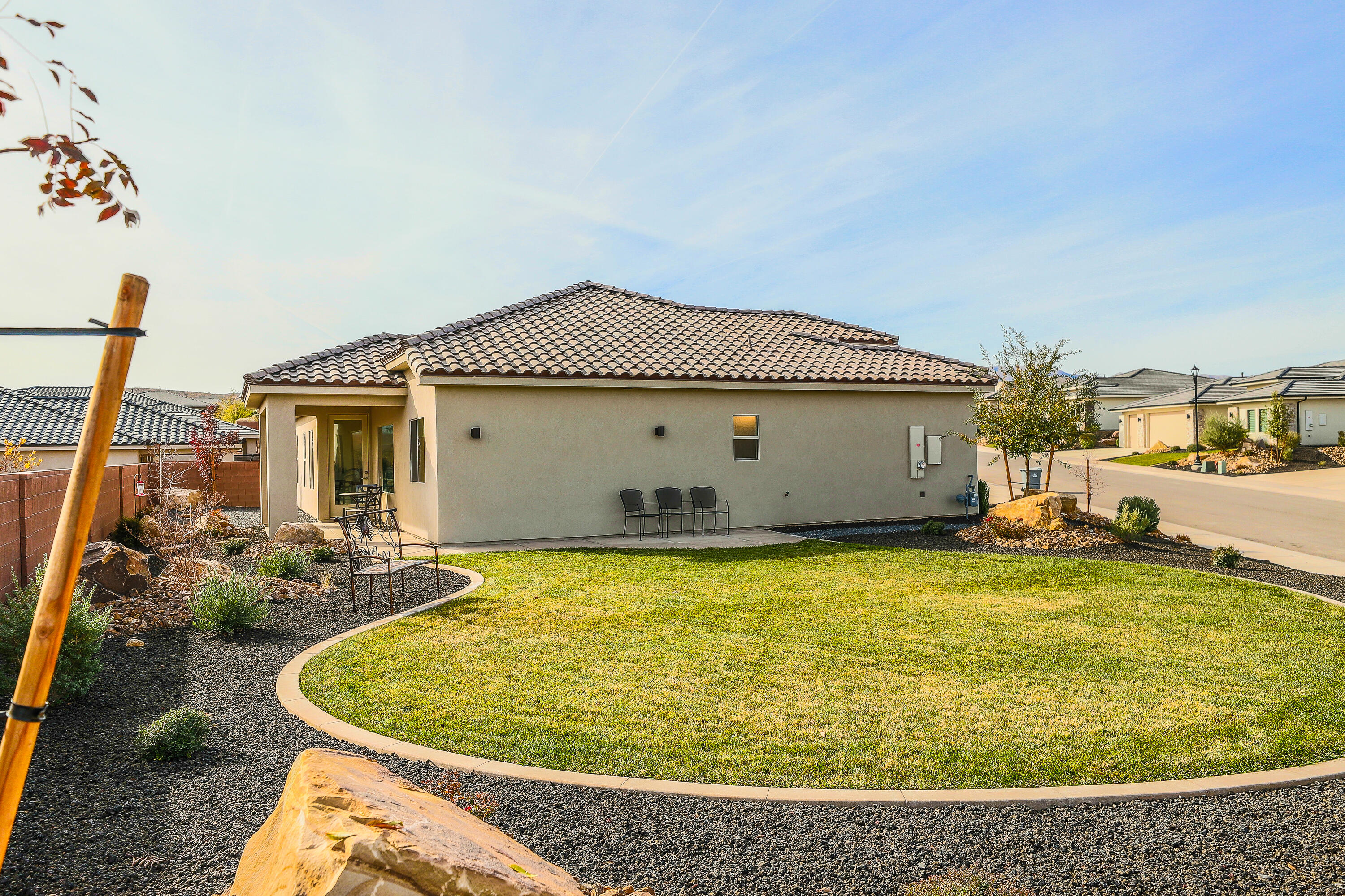 VARANO VISTAS AT DIVARIO - Residential