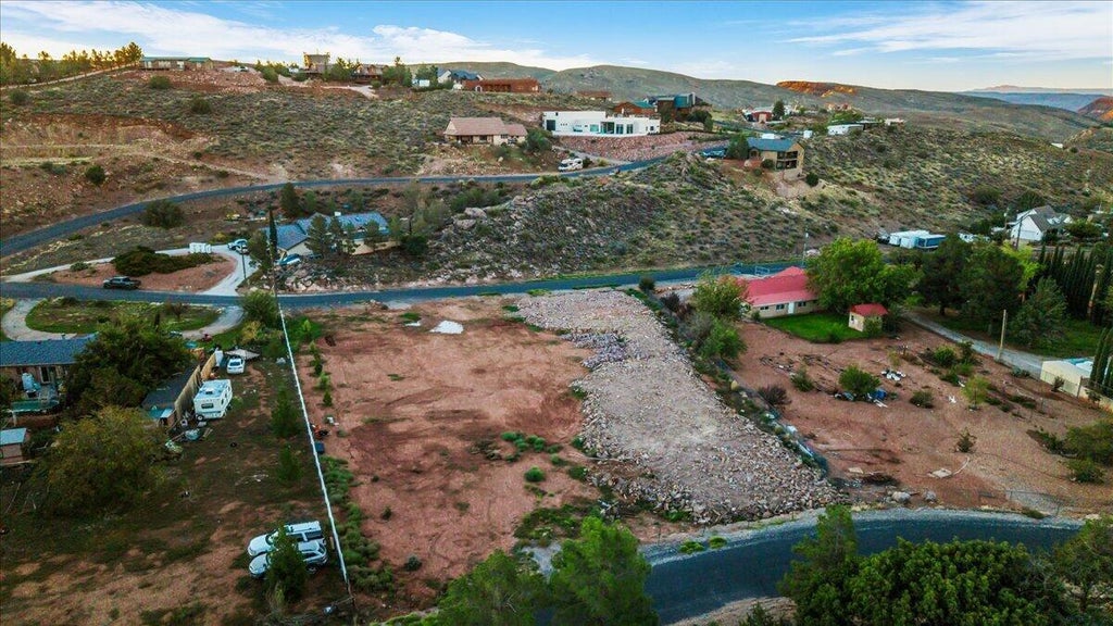 Photo of 424 S Silver Valley RD, Leeds, UT 84746 (MLS # 26-277207)